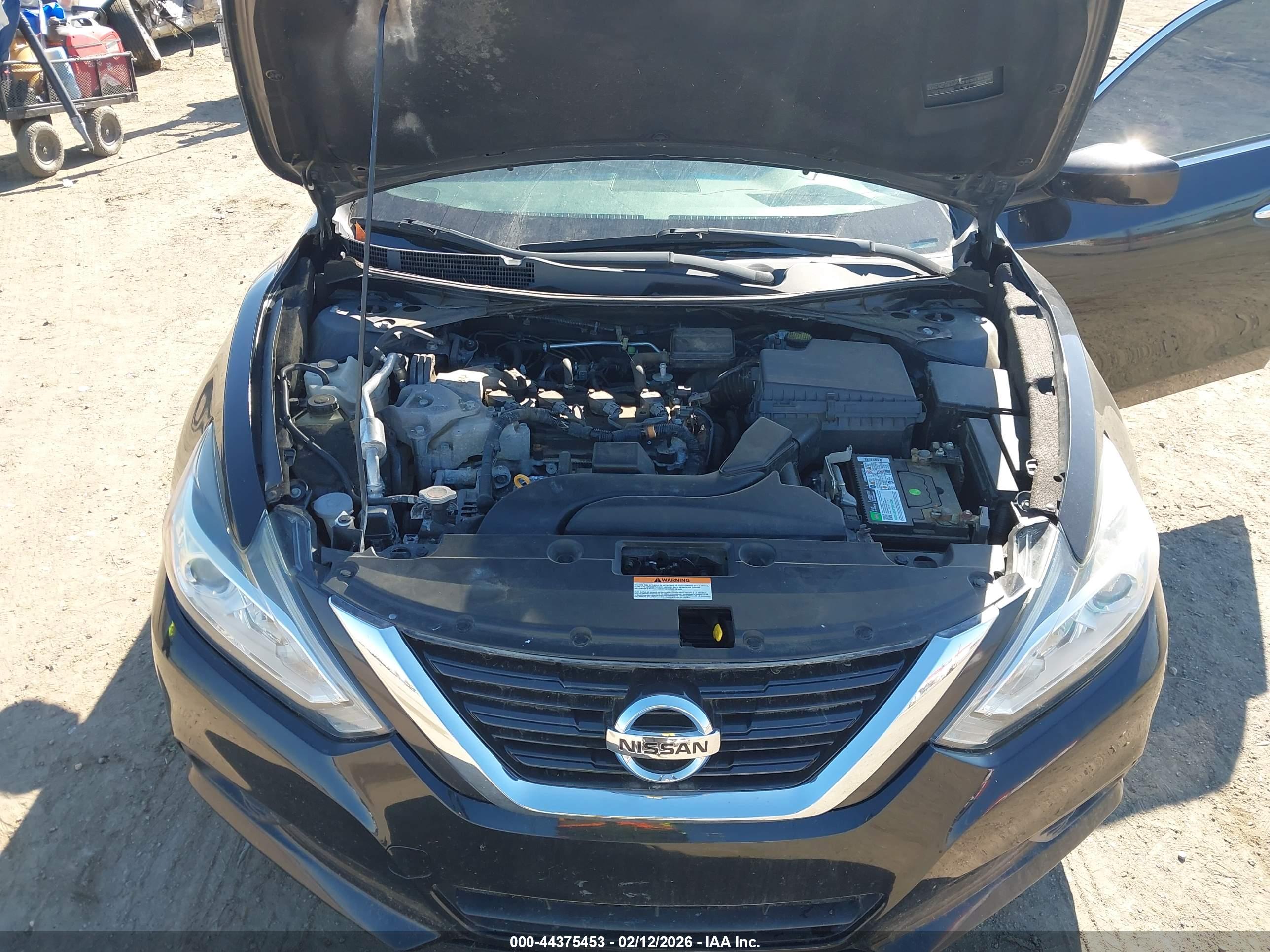 NISSAN ALTIMA image 10