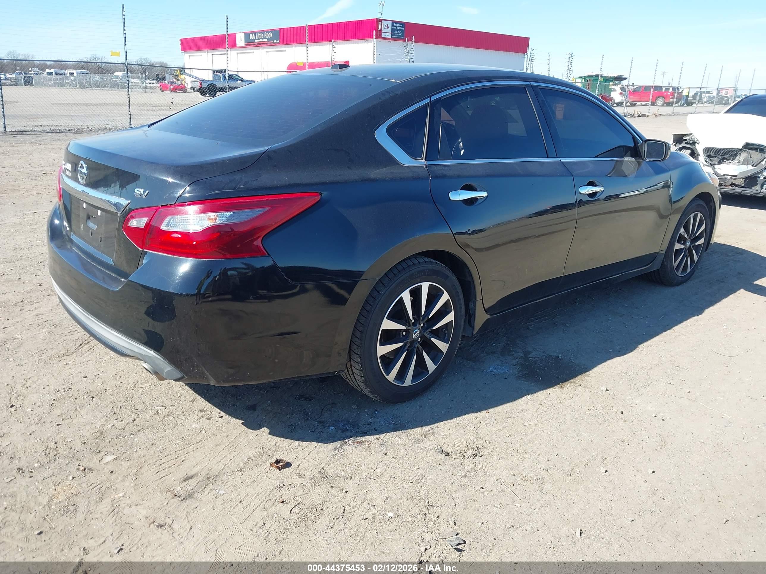 NISSAN ALTIMA image 4