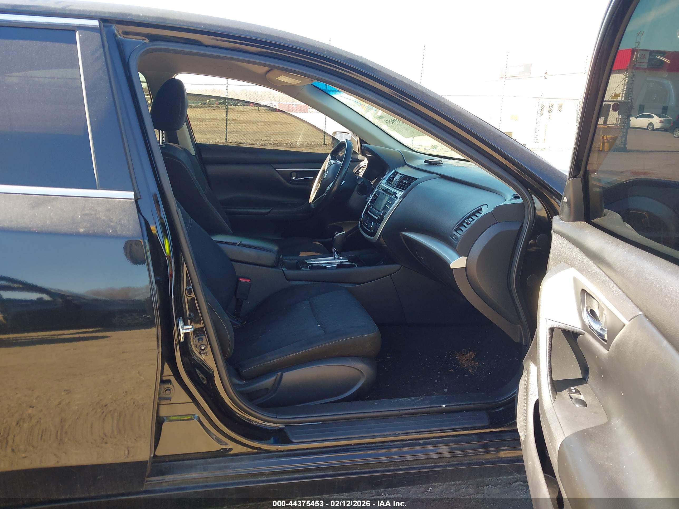 NISSAN ALTIMA image 5