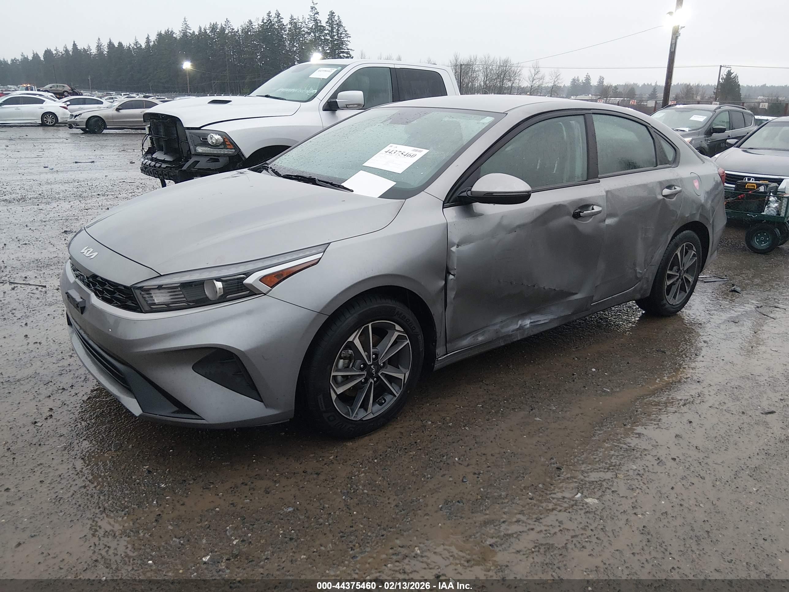 KIA FORTE image 2