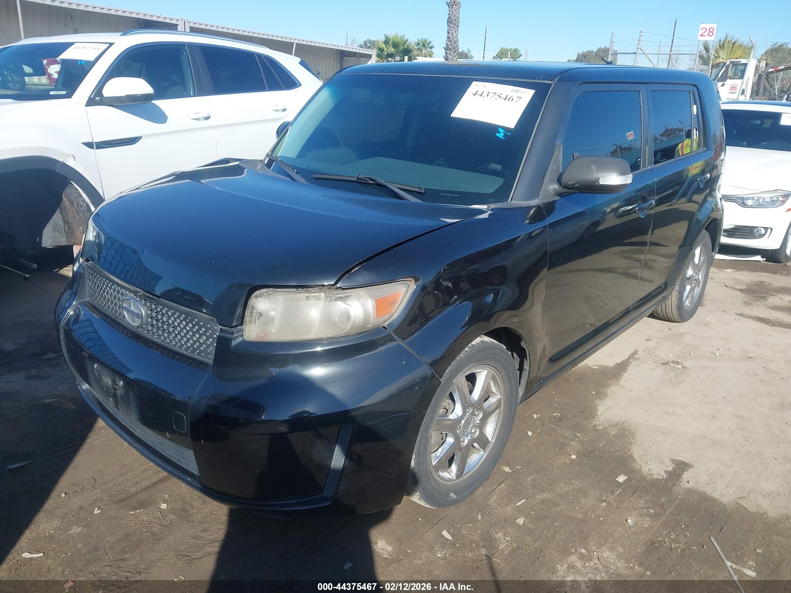 SCION XB image 2
