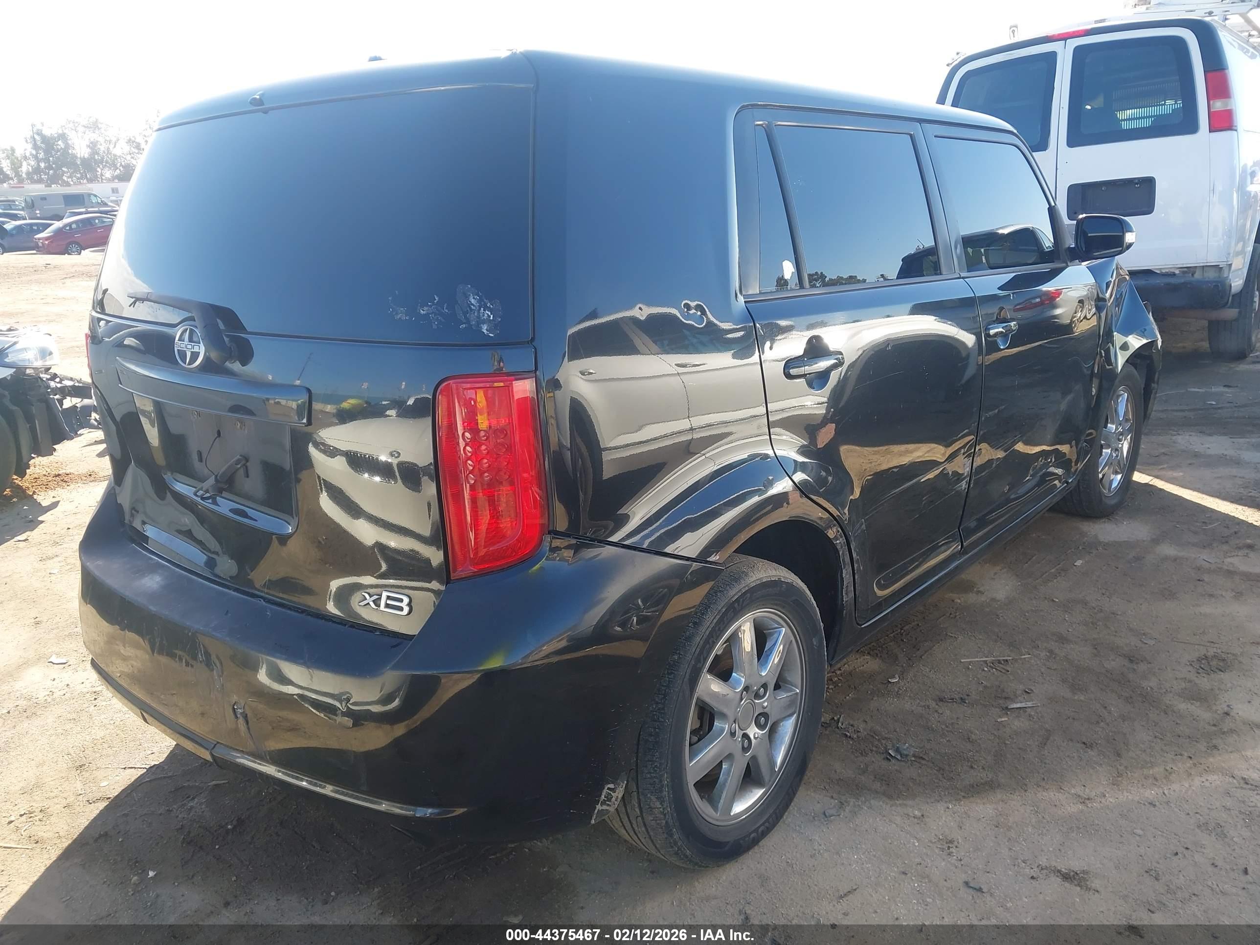 SCION XB image 4
