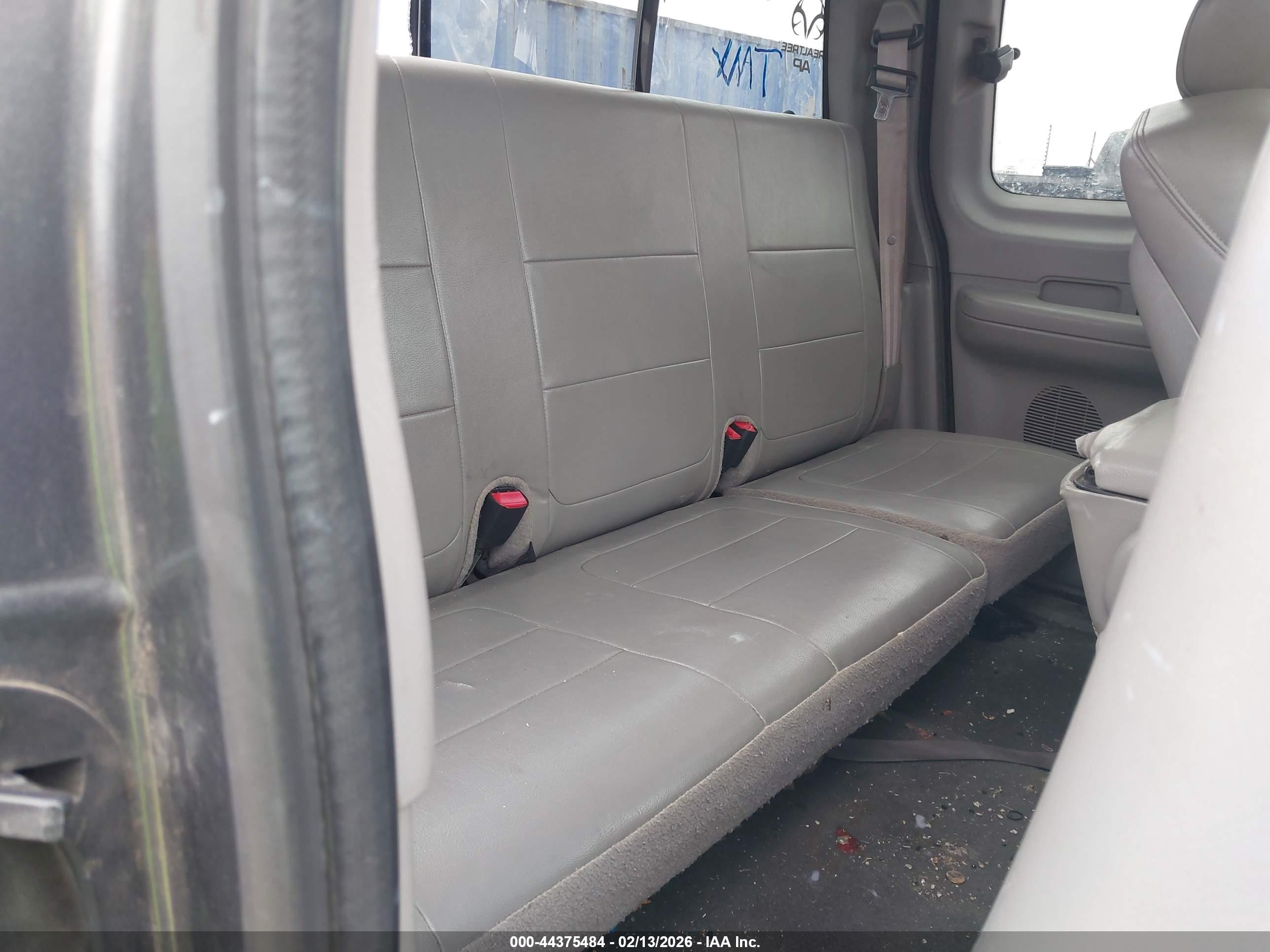 FORD F-150 image 8