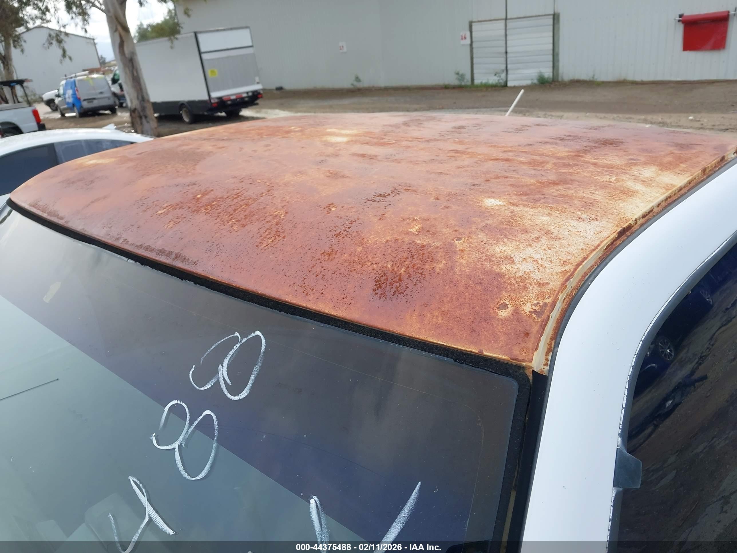 CHEVROLET GMT-400 image 6