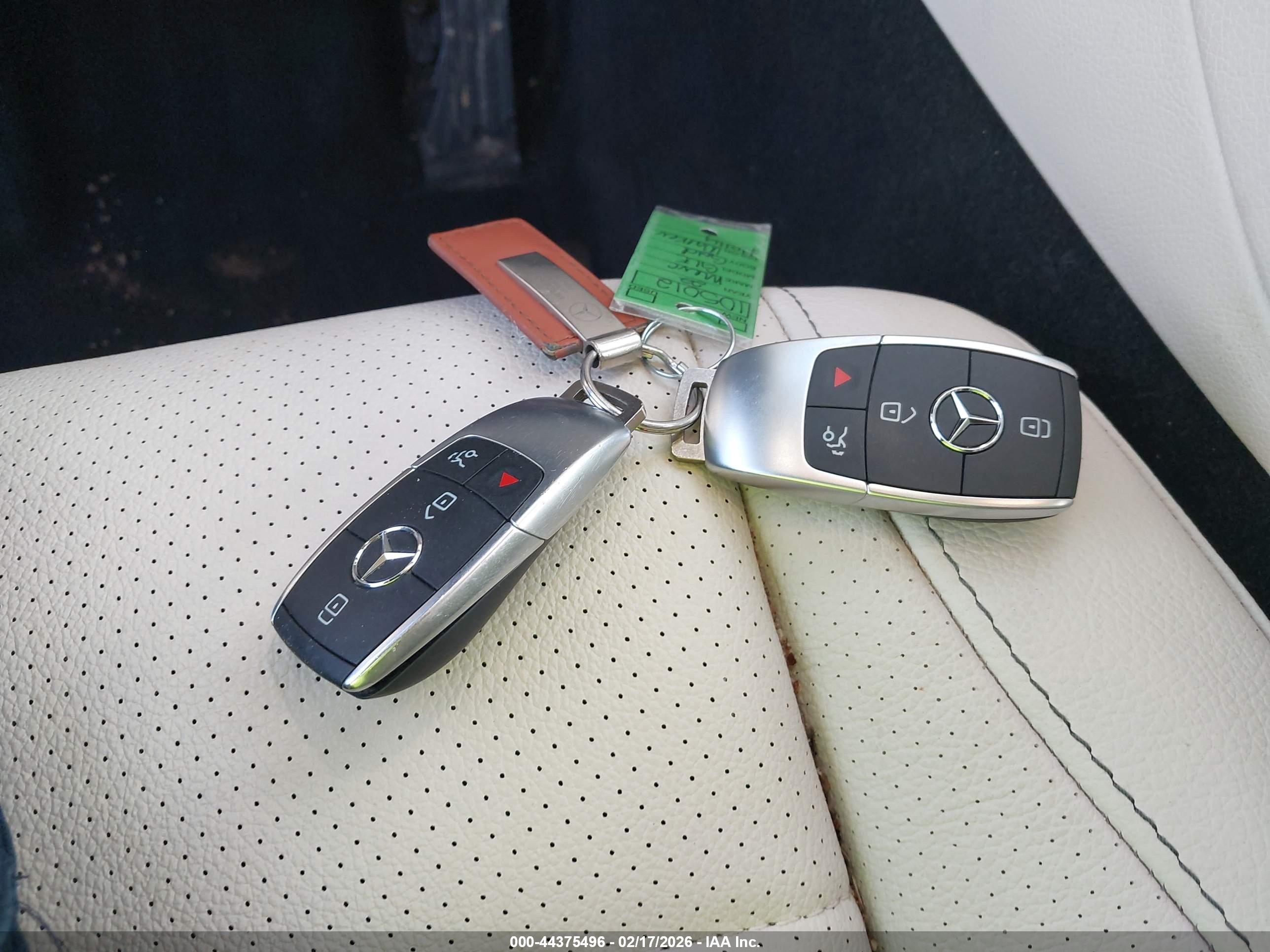 MERCEDES-BENZ GLE image 11