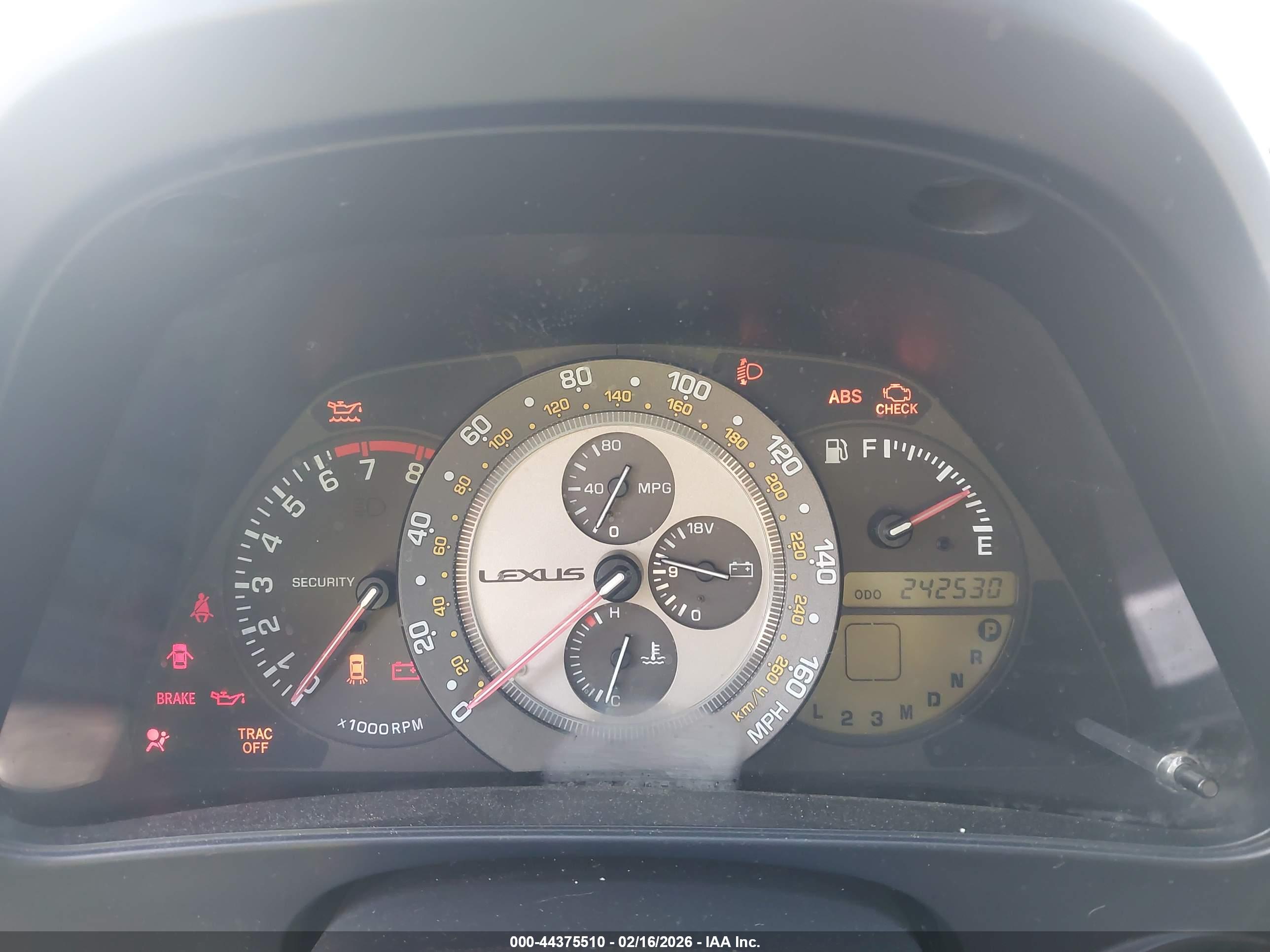 LEXUS IS image 7
