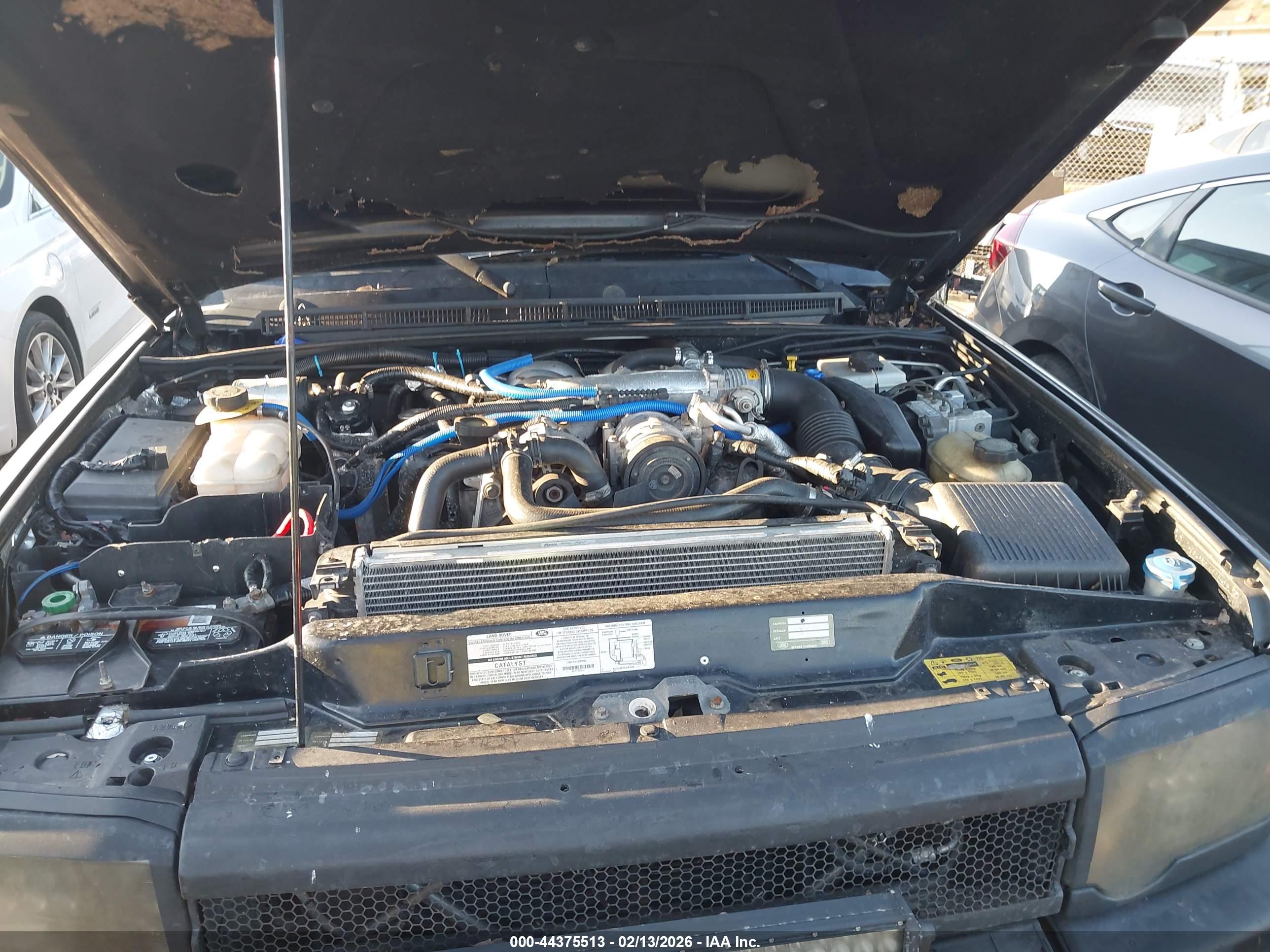 LAND ROVER image 10