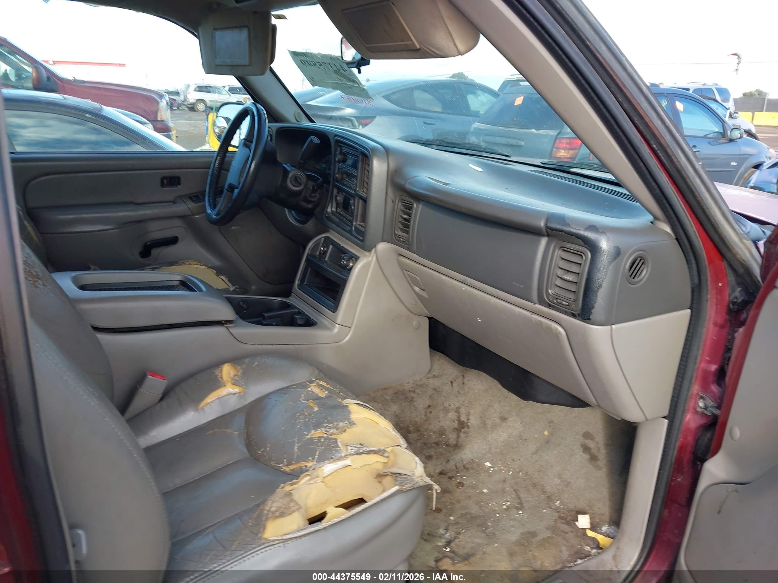 GMC YUKON image 5