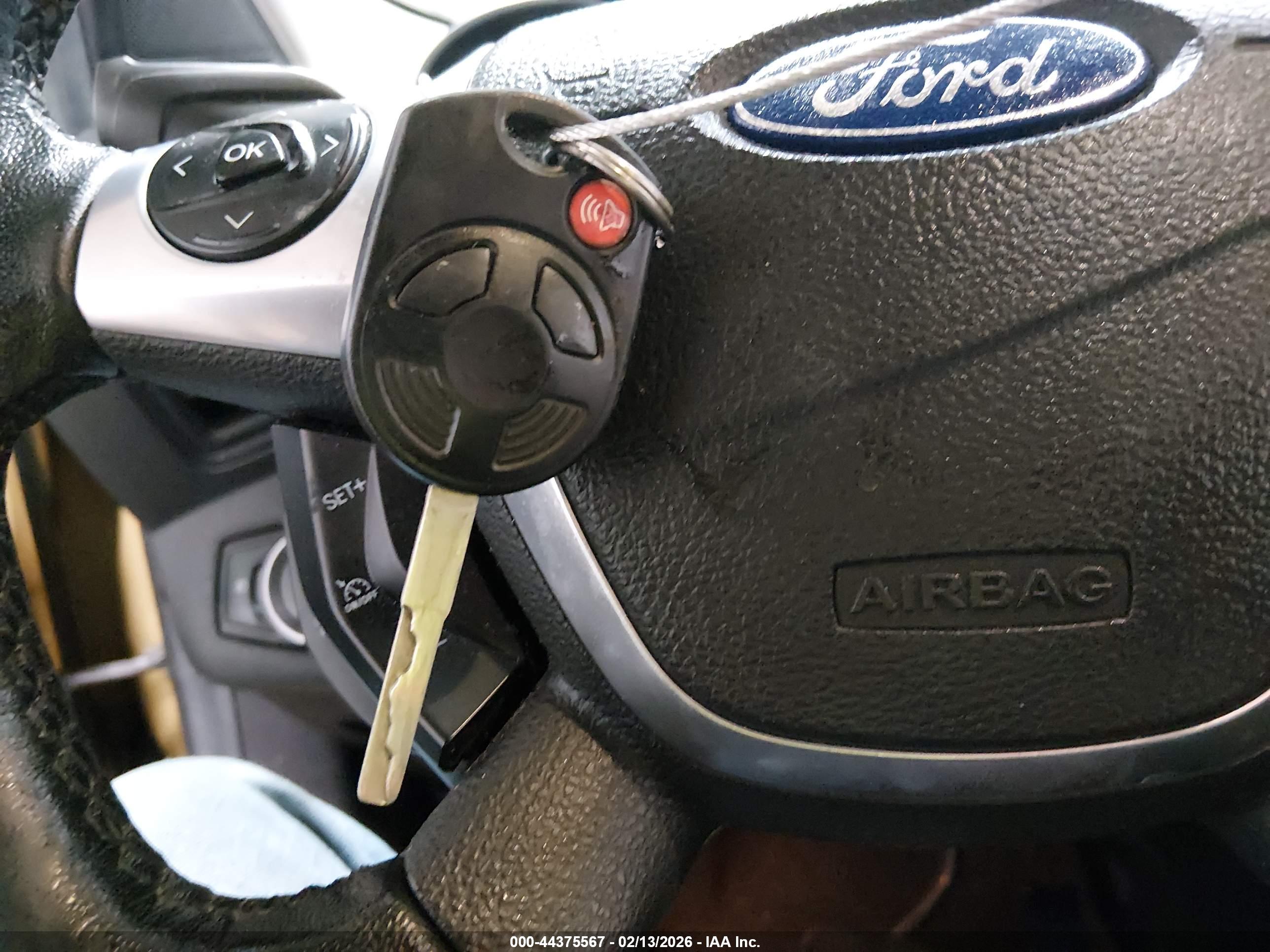 FORD ESCAPE image 11