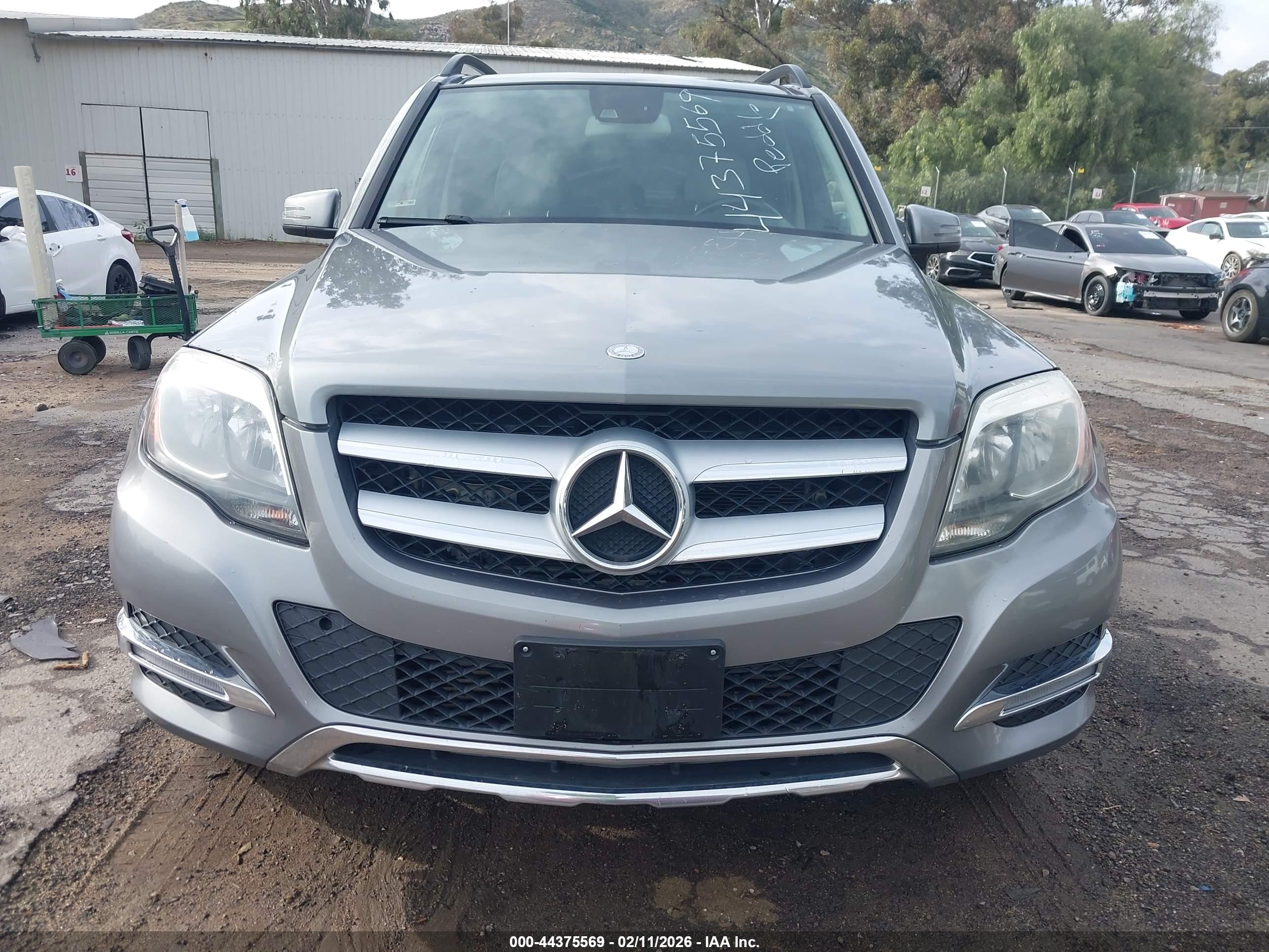 MERCEDES-BENZ GLK image 6