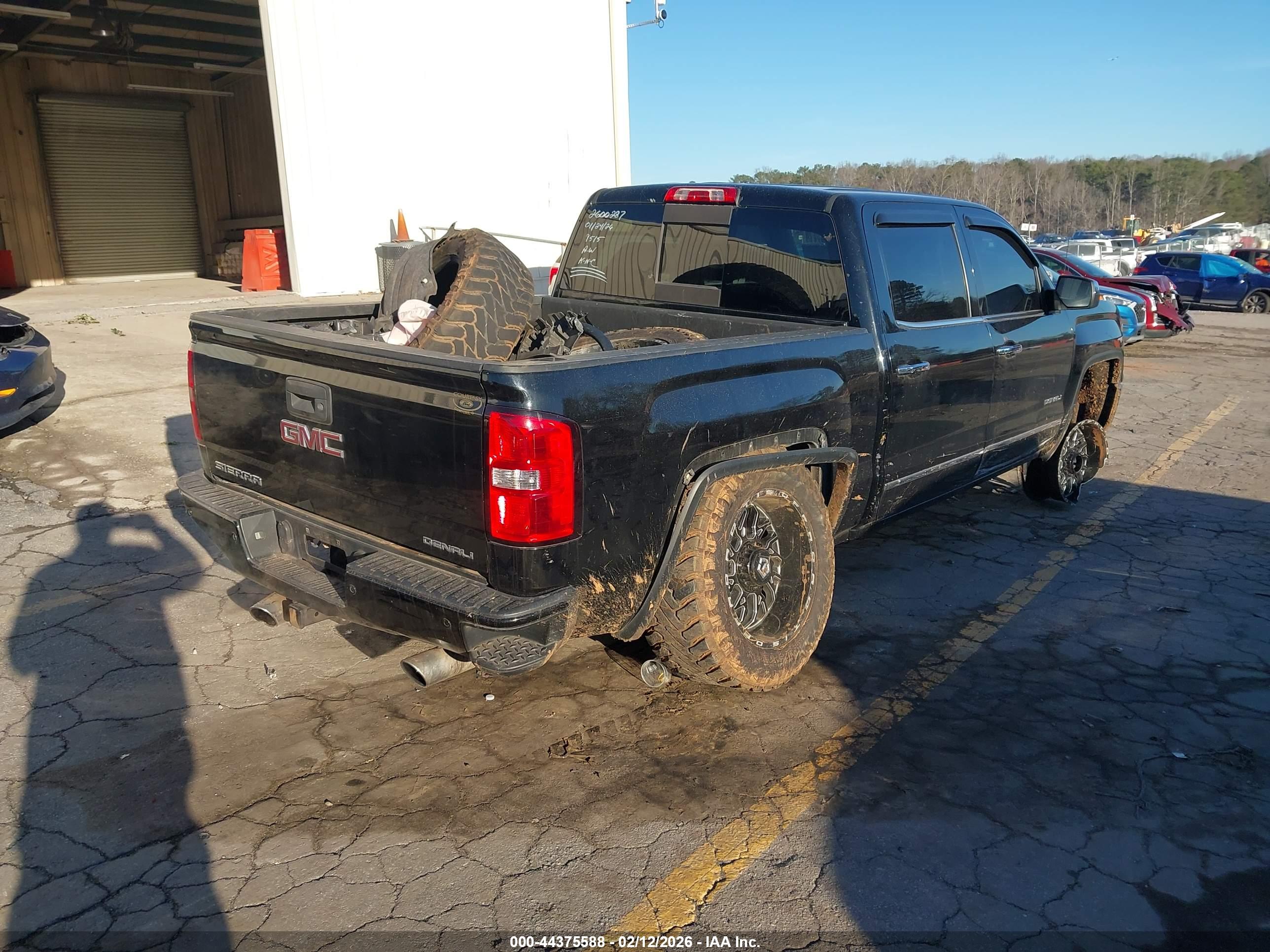 GMC SIERRA image 4