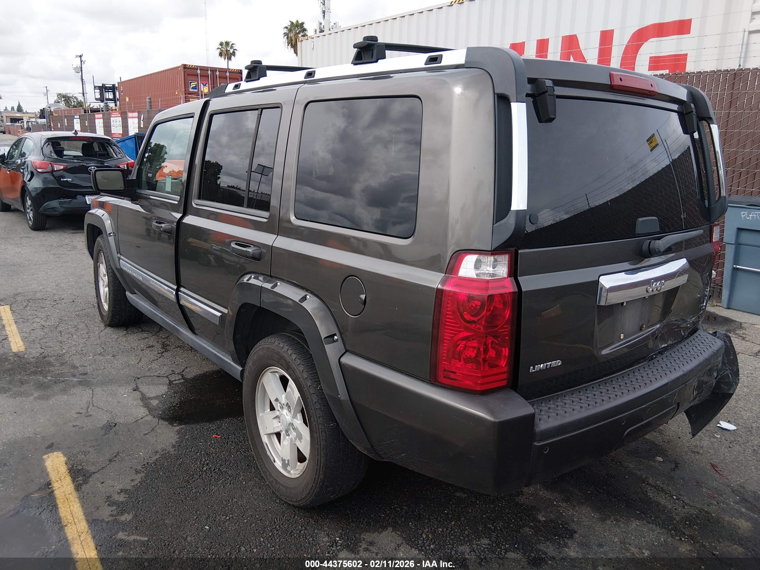 JEEP COMMANDER image 3