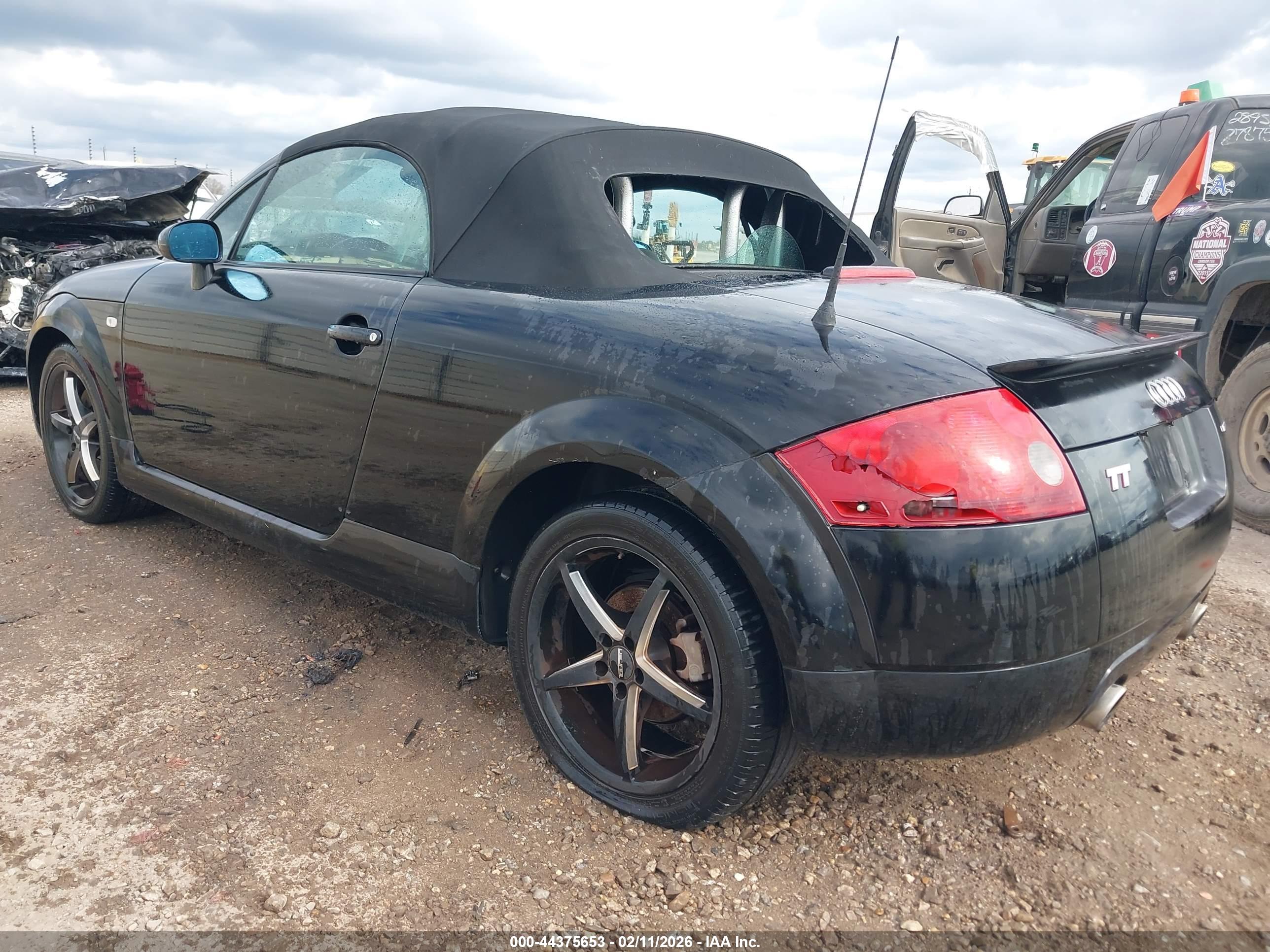 AUDI TT image 3