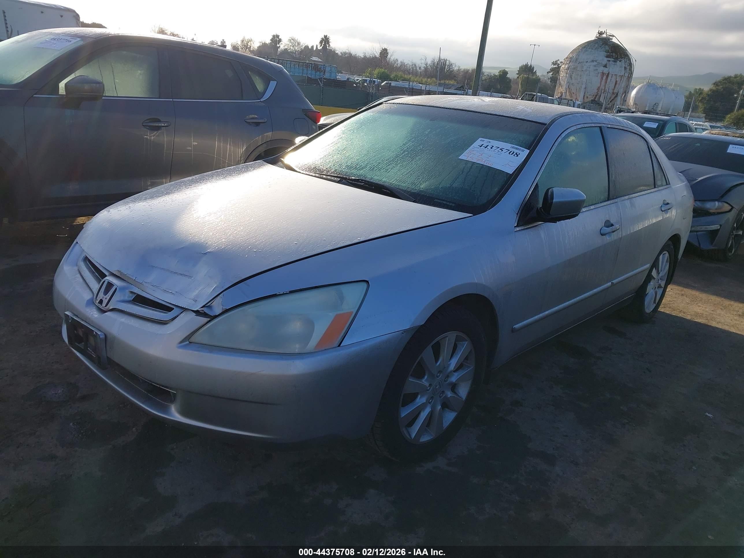 HONDA ACCORD image 2