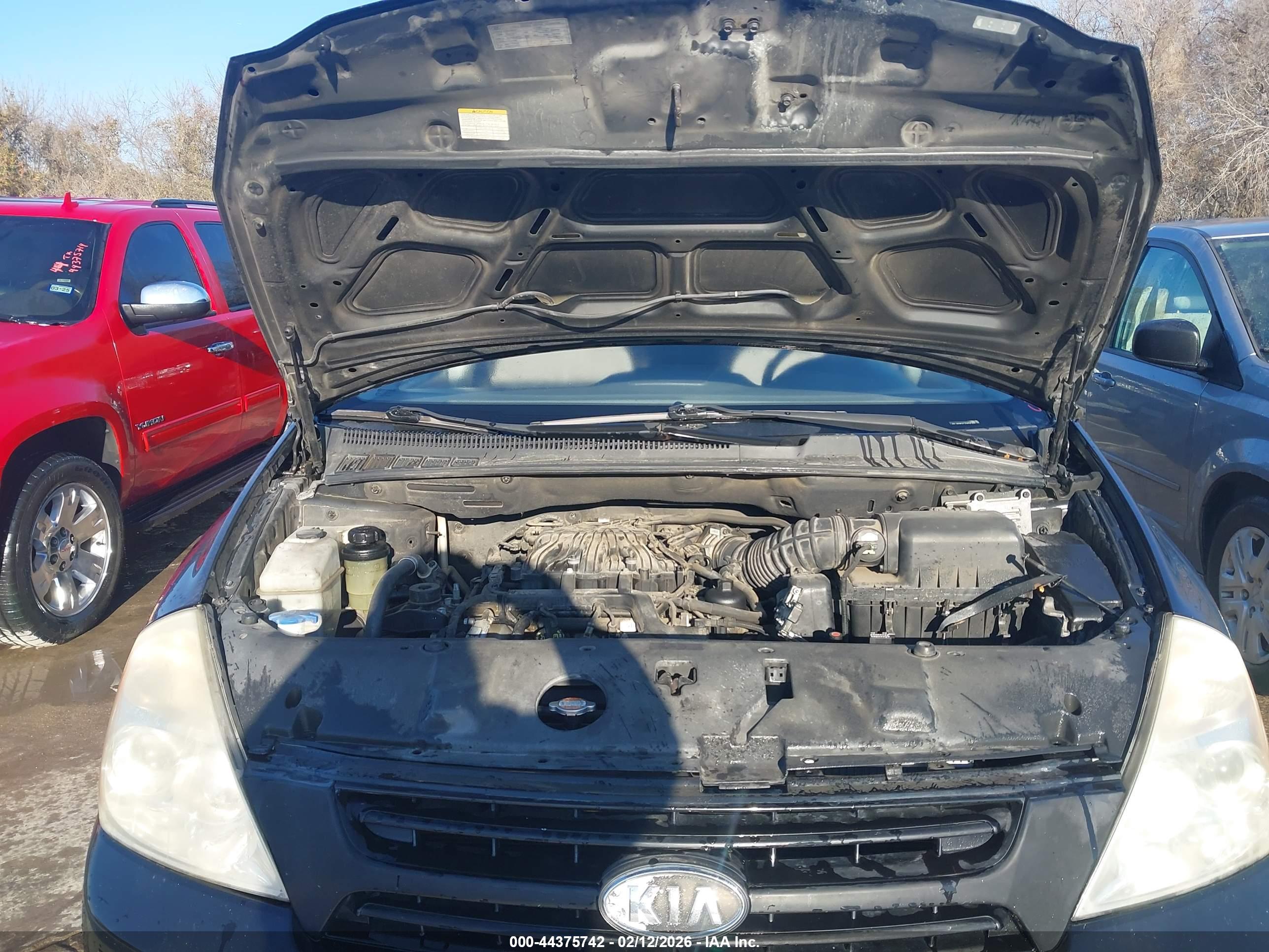 KIA SEDONA image 10