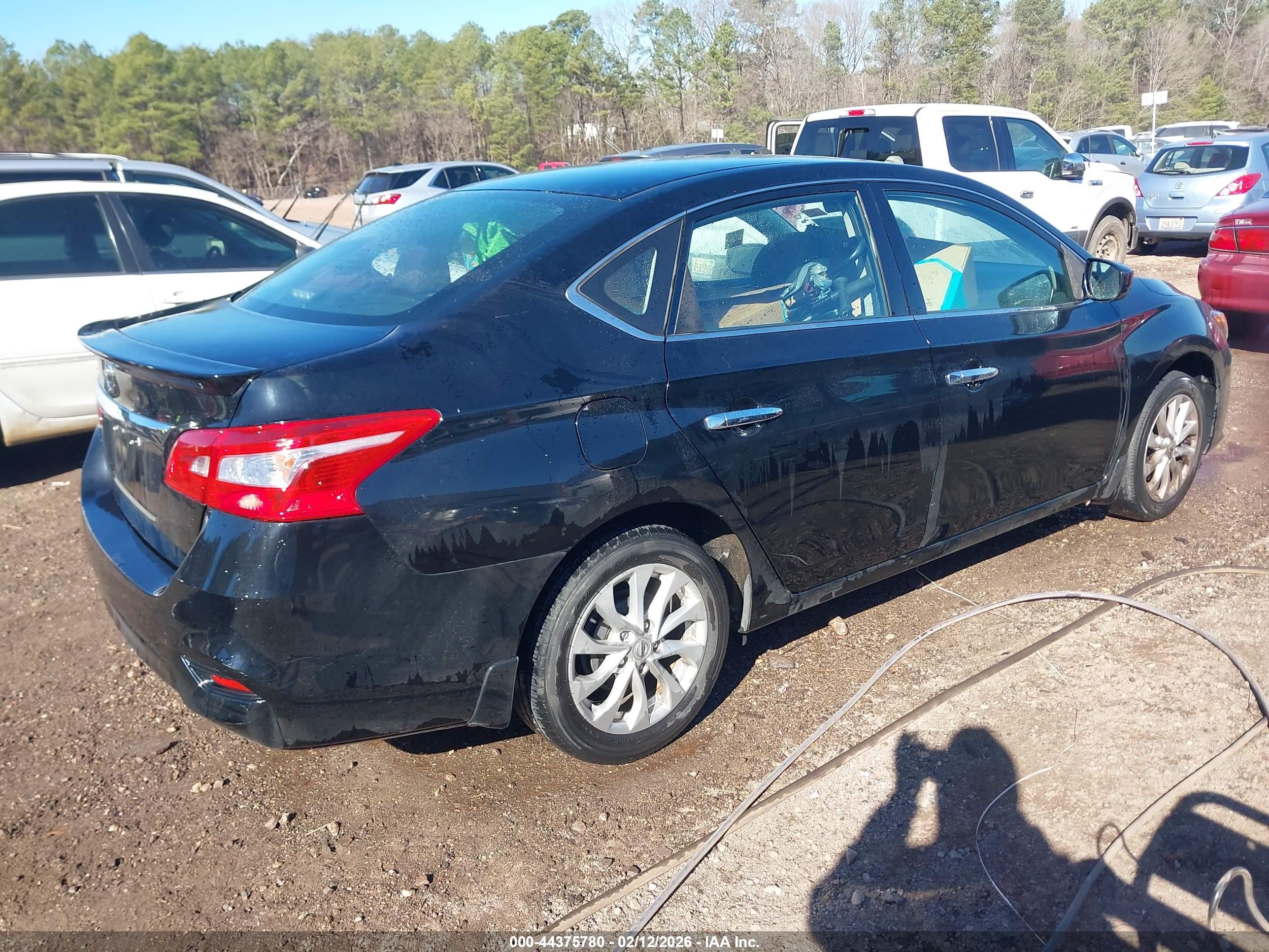 NISSAN SENTRA image 4