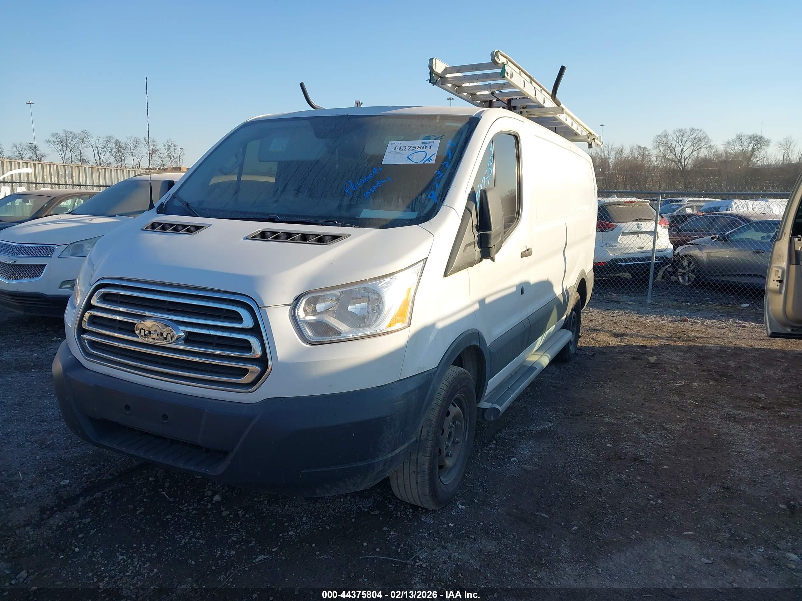 FORD TRANSIT-250 image 2