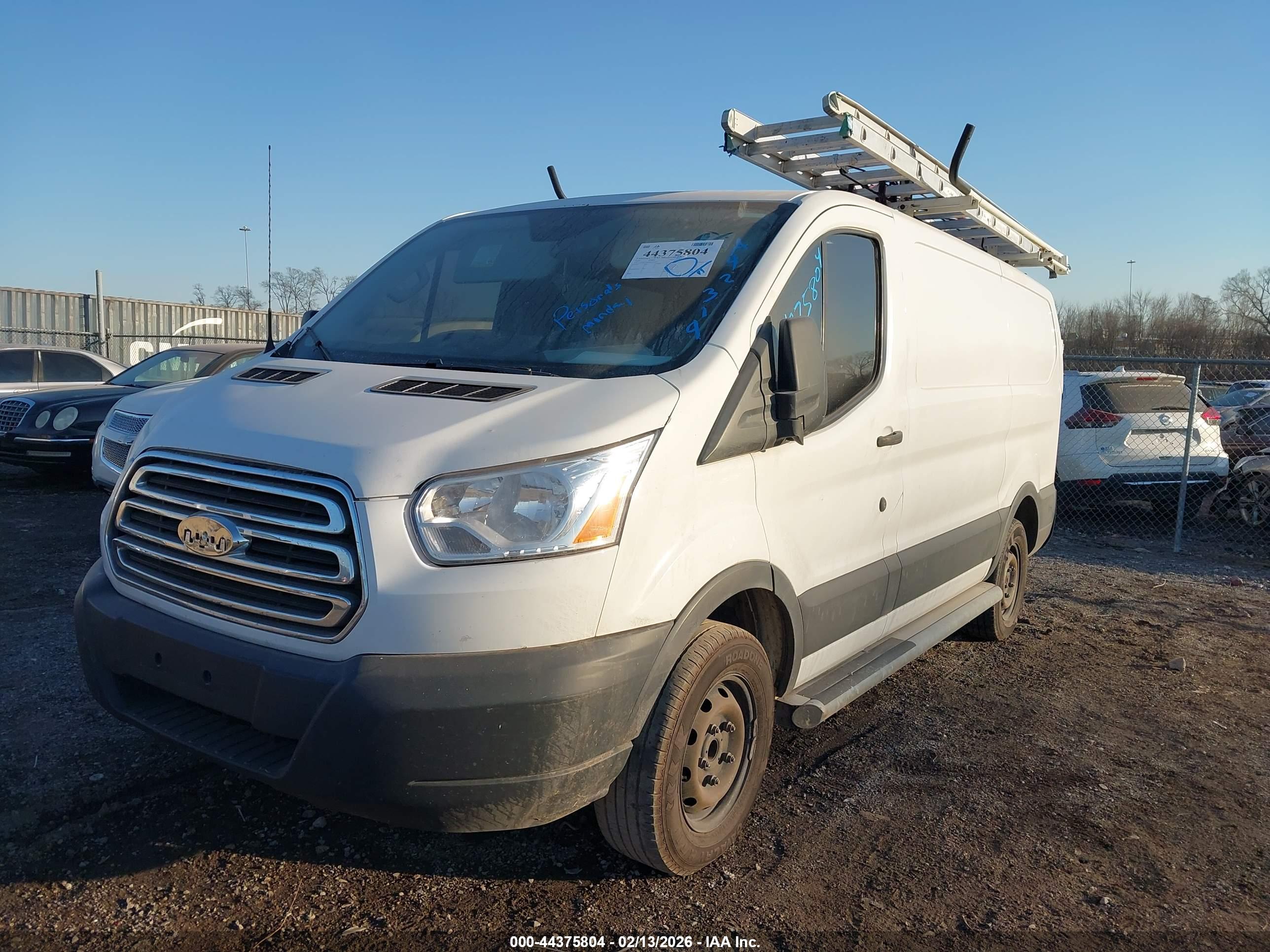 FORD TRANSIT-250 image 6