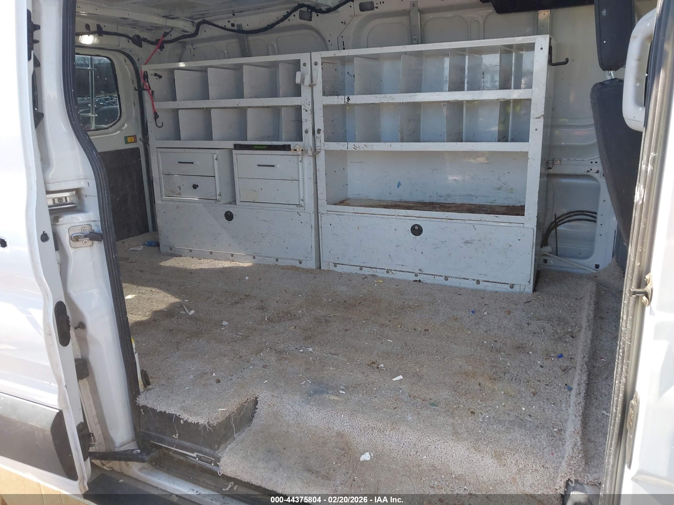 FORD TRANSIT-250 image 8