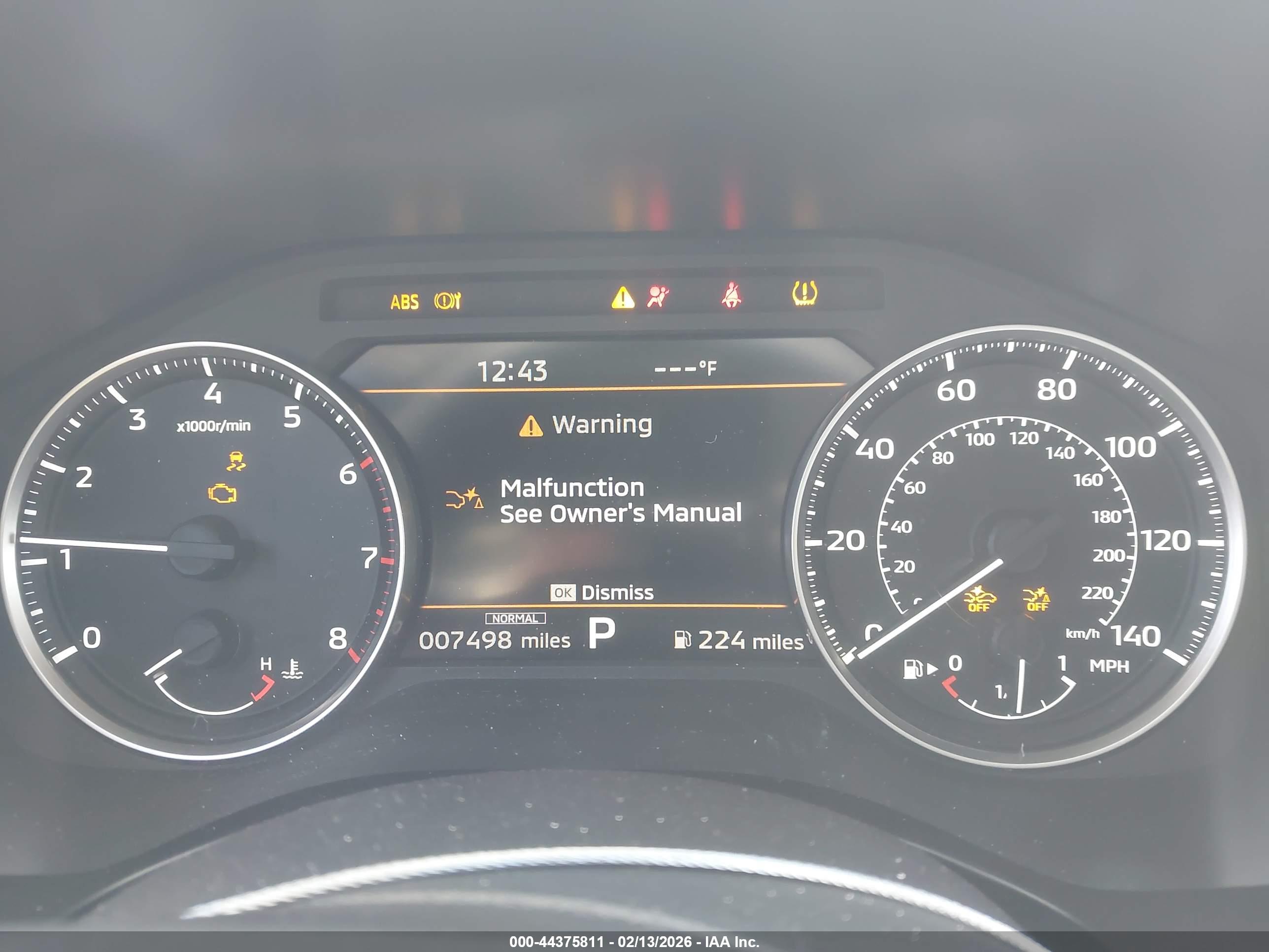 MITSUBISHI OUTLANDER image 7