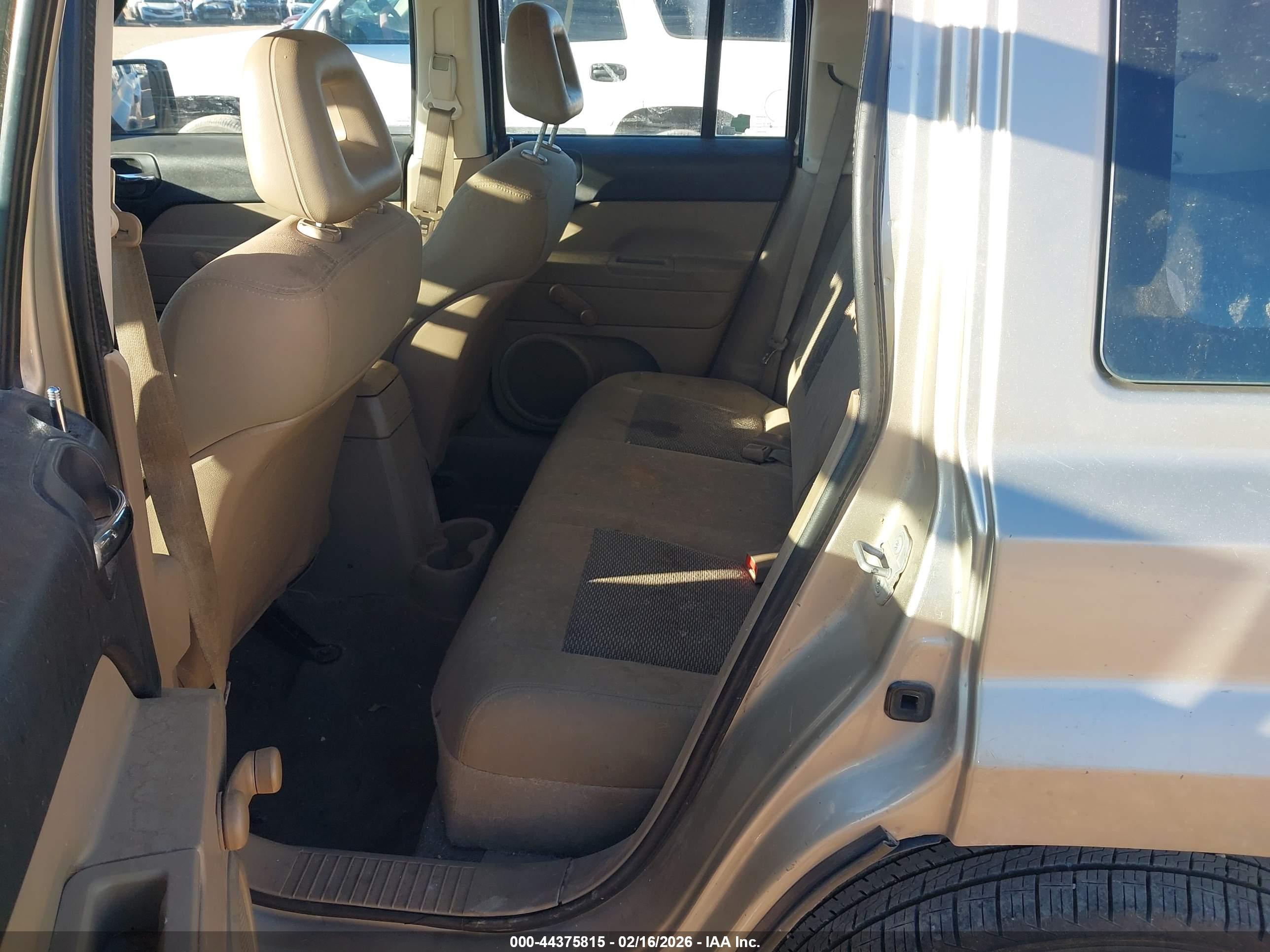 JEEP PATRIOT image 8