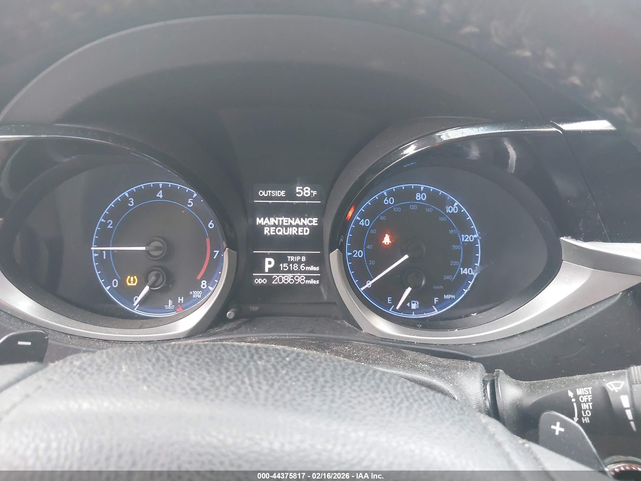 TOYOTA COROLLA image 7