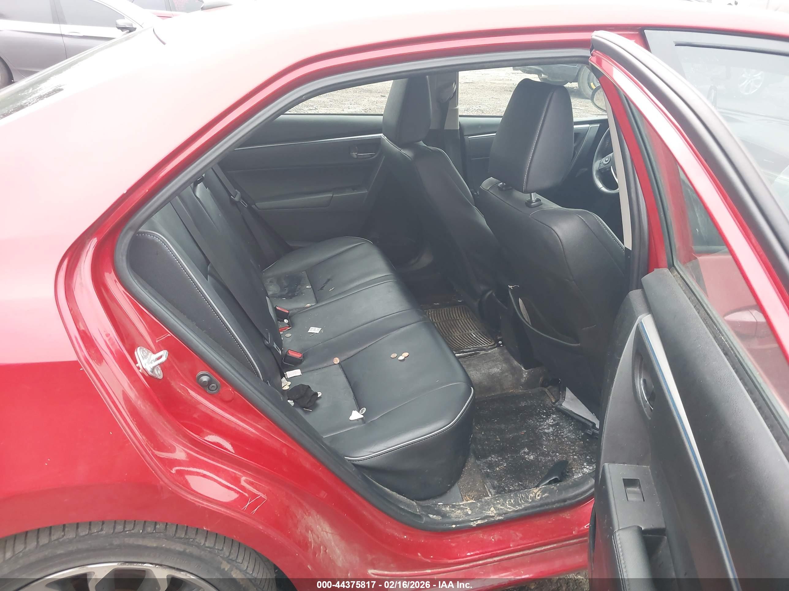 TOYOTA COROLLA image 8