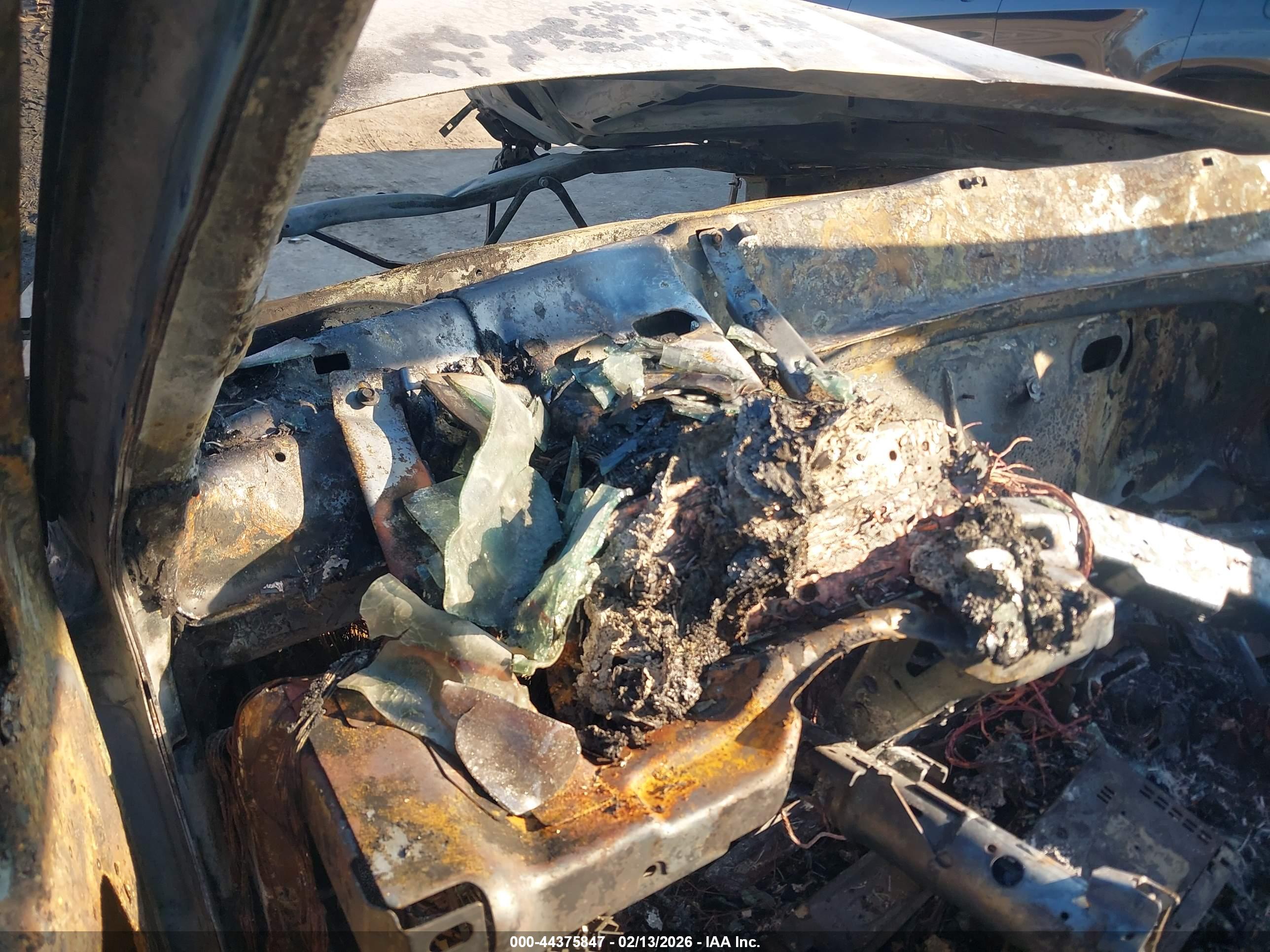 DODGE RAM image 7