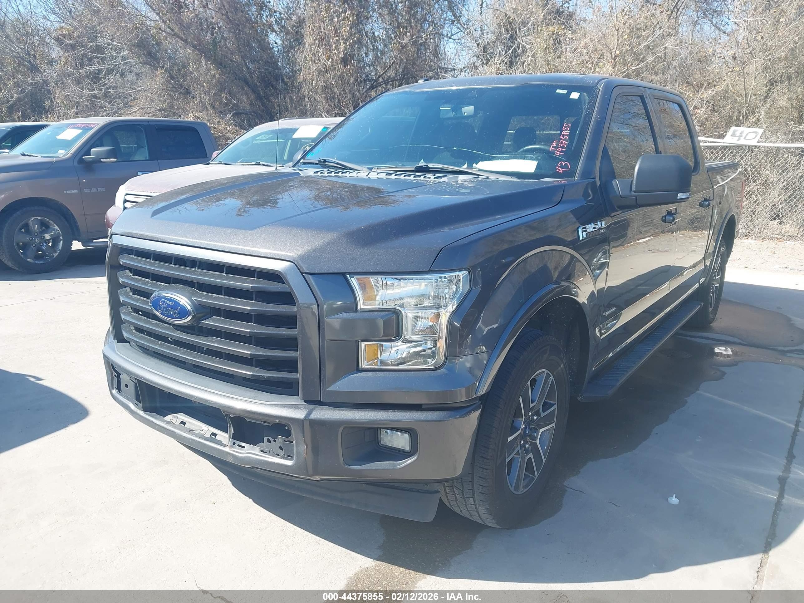 FORD F-150 image 2