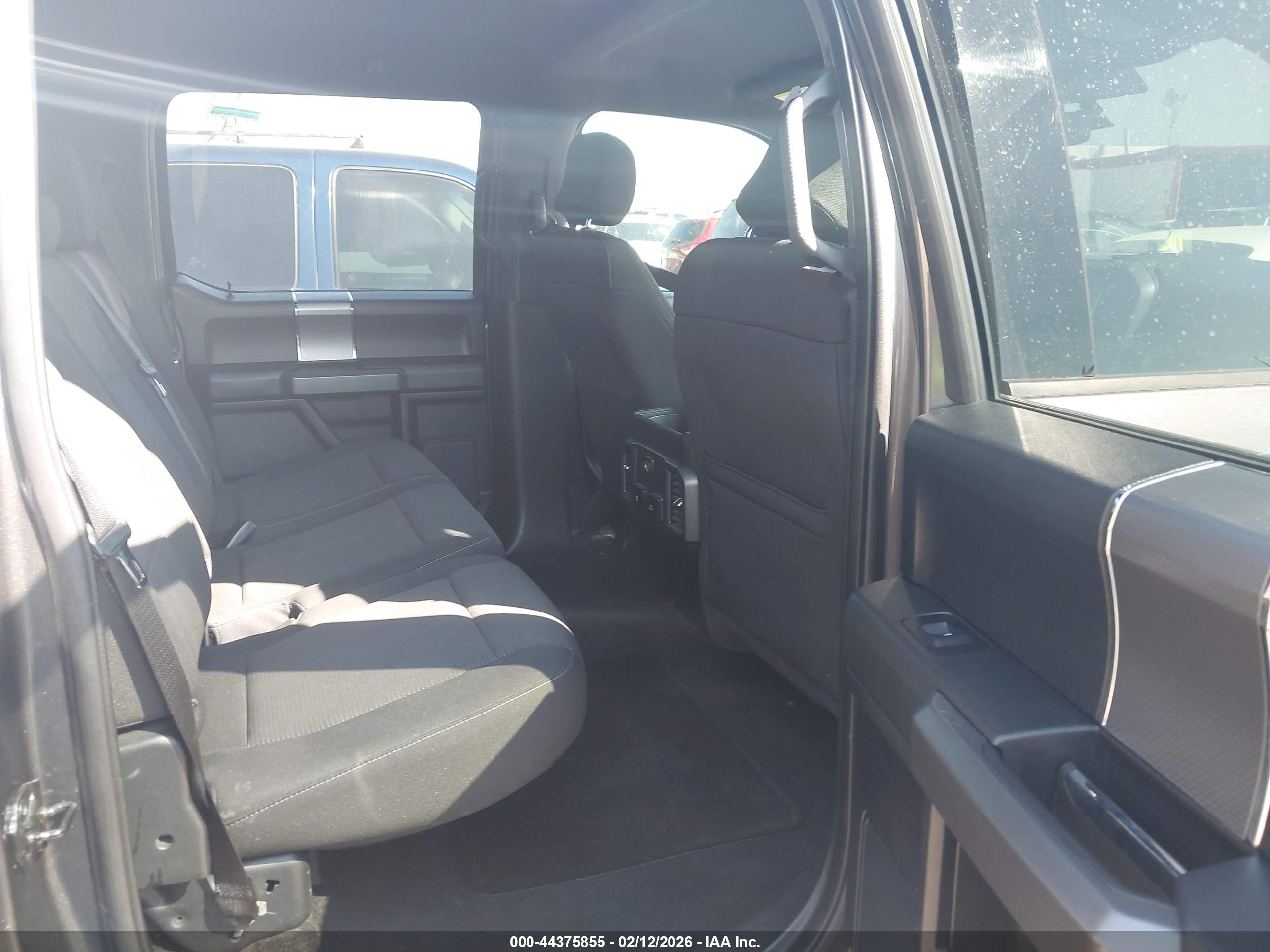 FORD F-150 image 8
