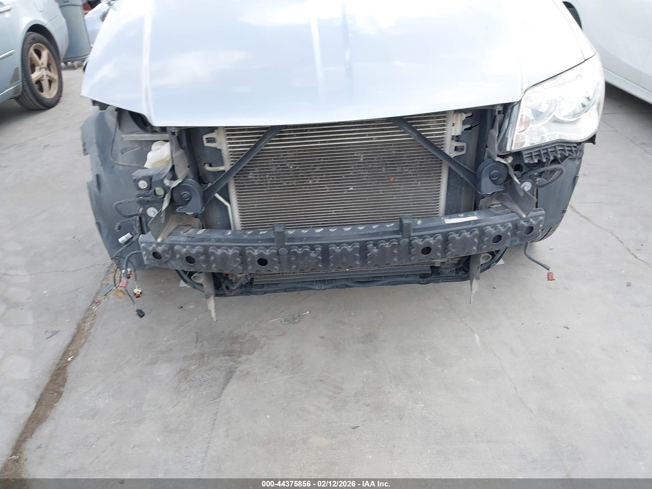DODGE GRAND image 6