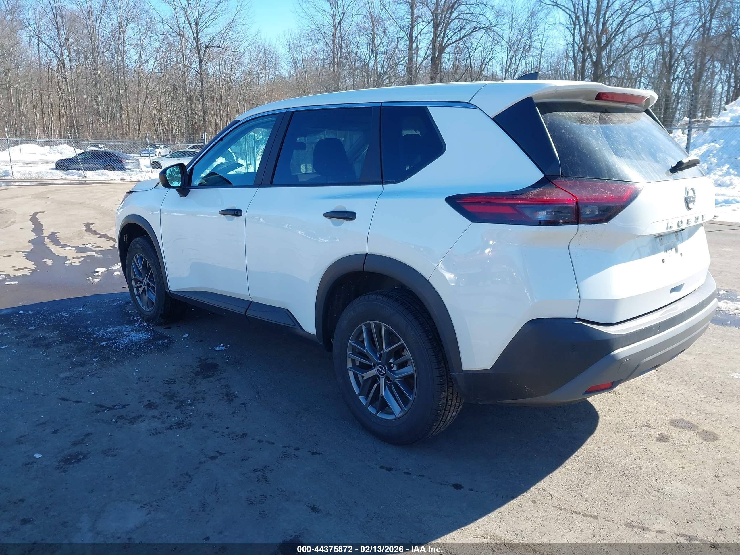 NISSAN ROGUE image 3