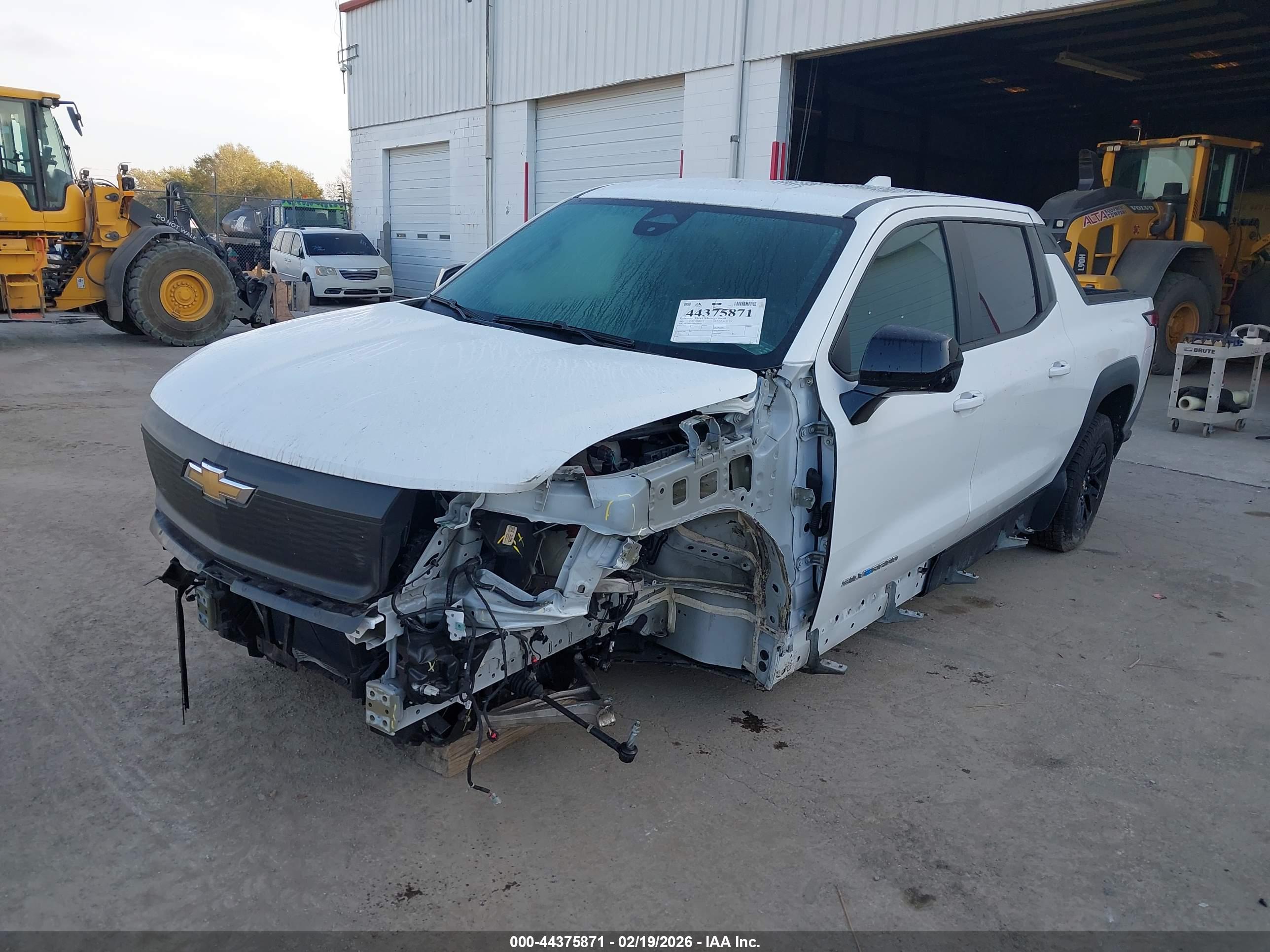 CHEVROLET SILVERADO image 2