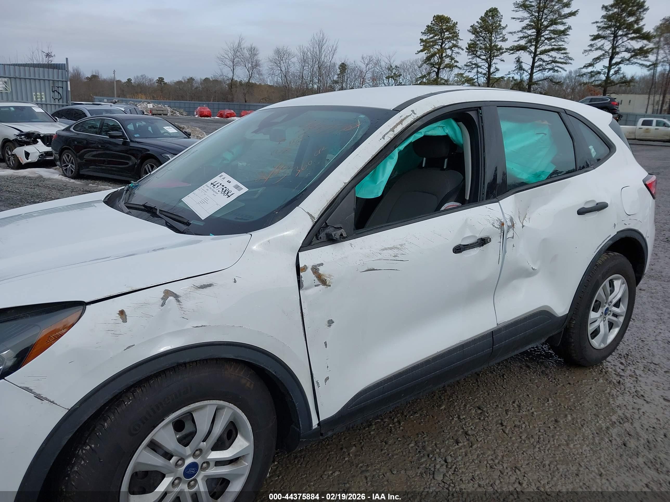 FORD ESCAPE image 6