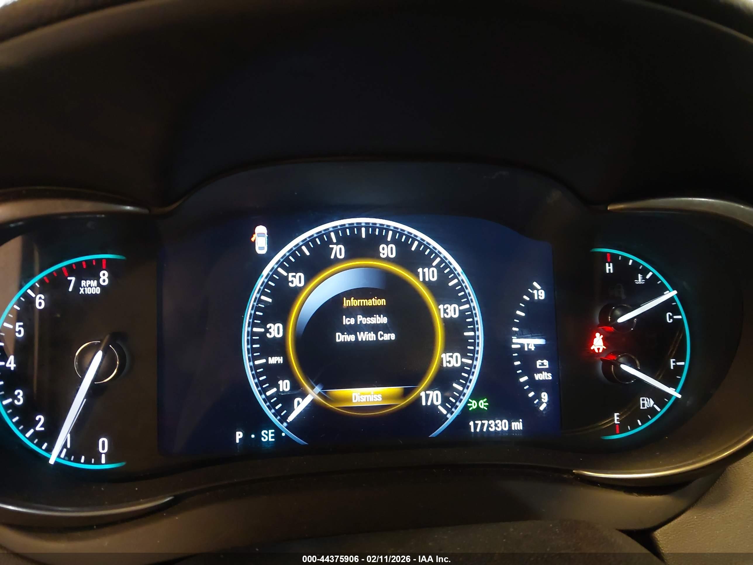 BUICK LACROSSE image 7