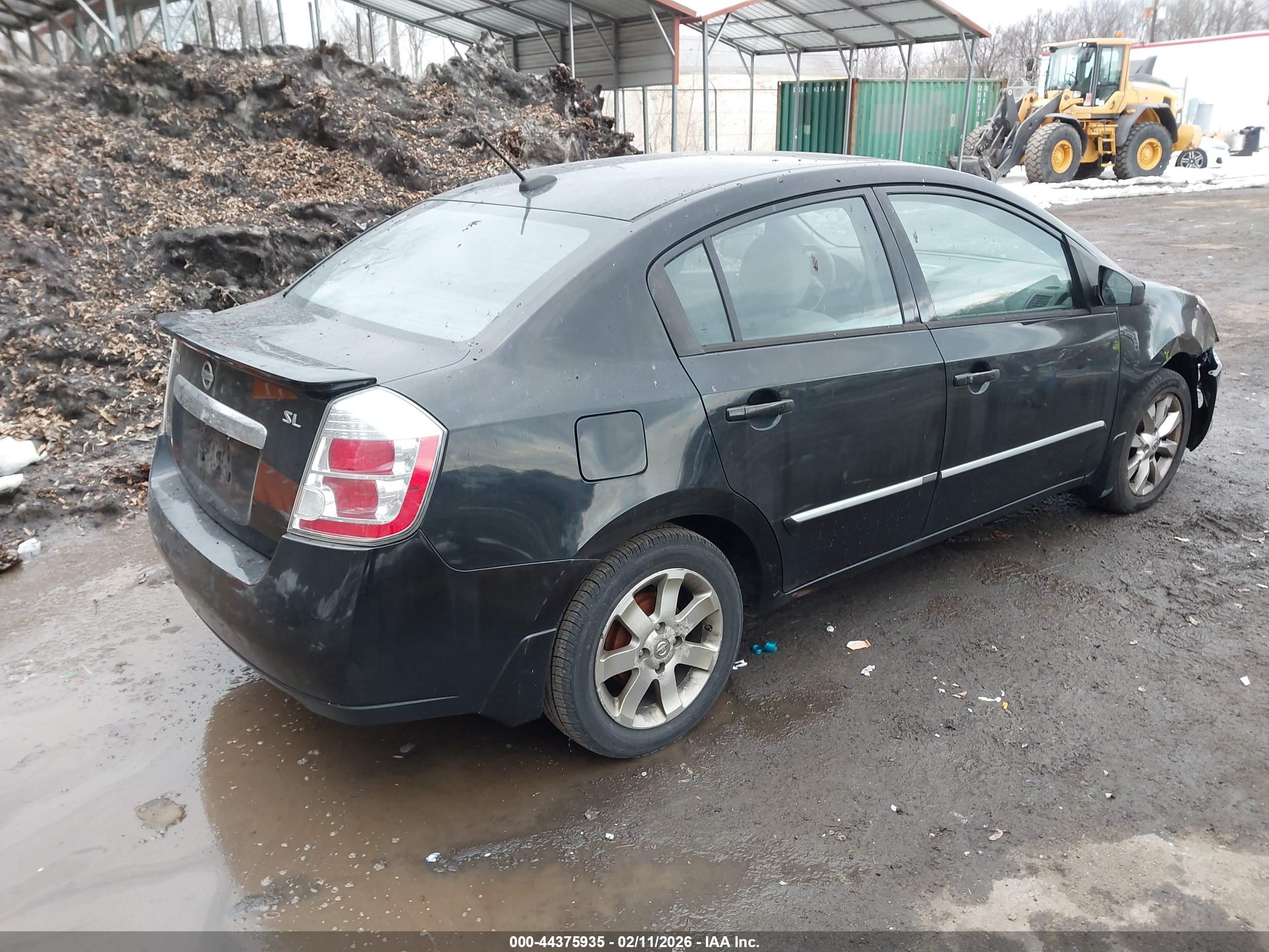 NISSAN SENTRA image 4