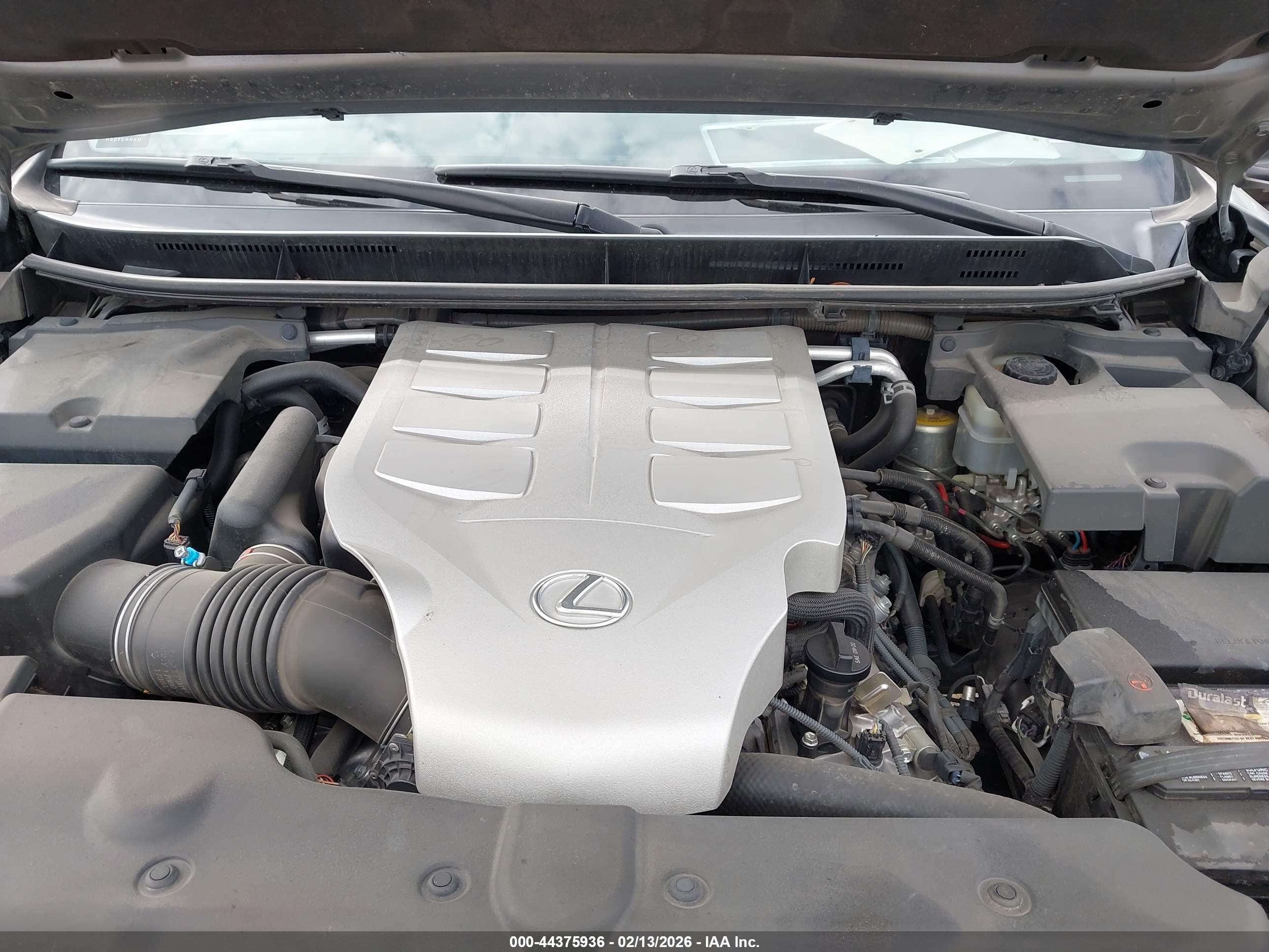 LEXUS GX image 10