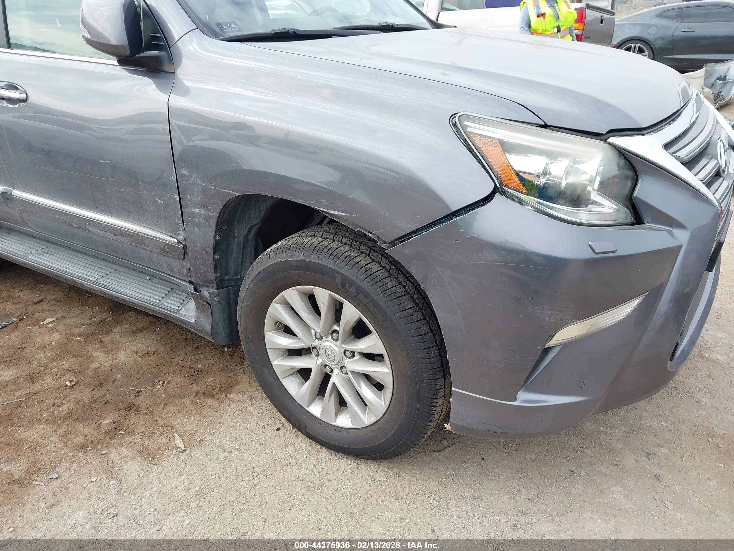 LEXUS GX image 6