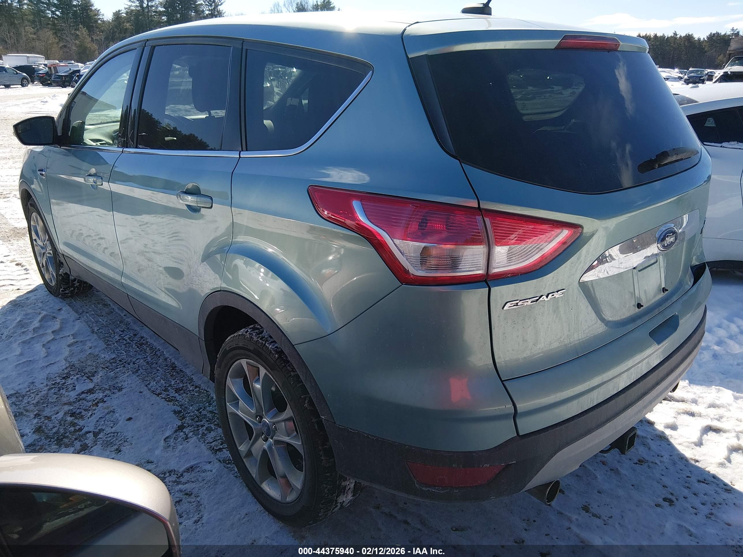 FORD ESCAPE image 3
