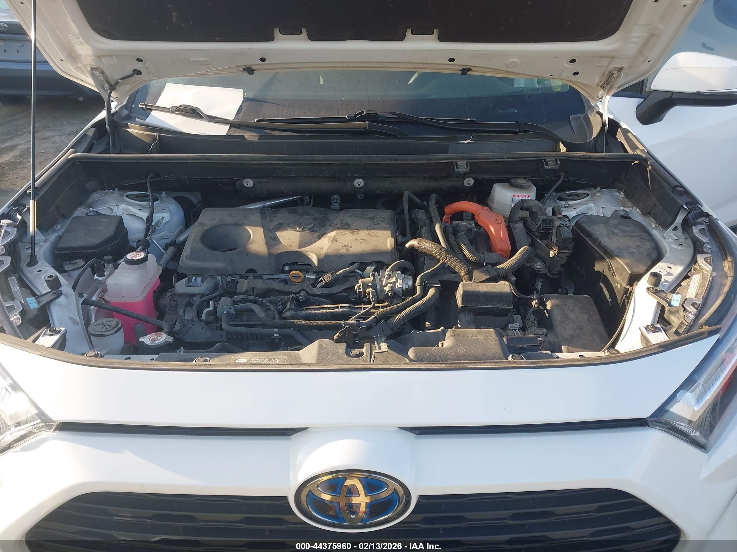 TOYOTA RAV4 image 10