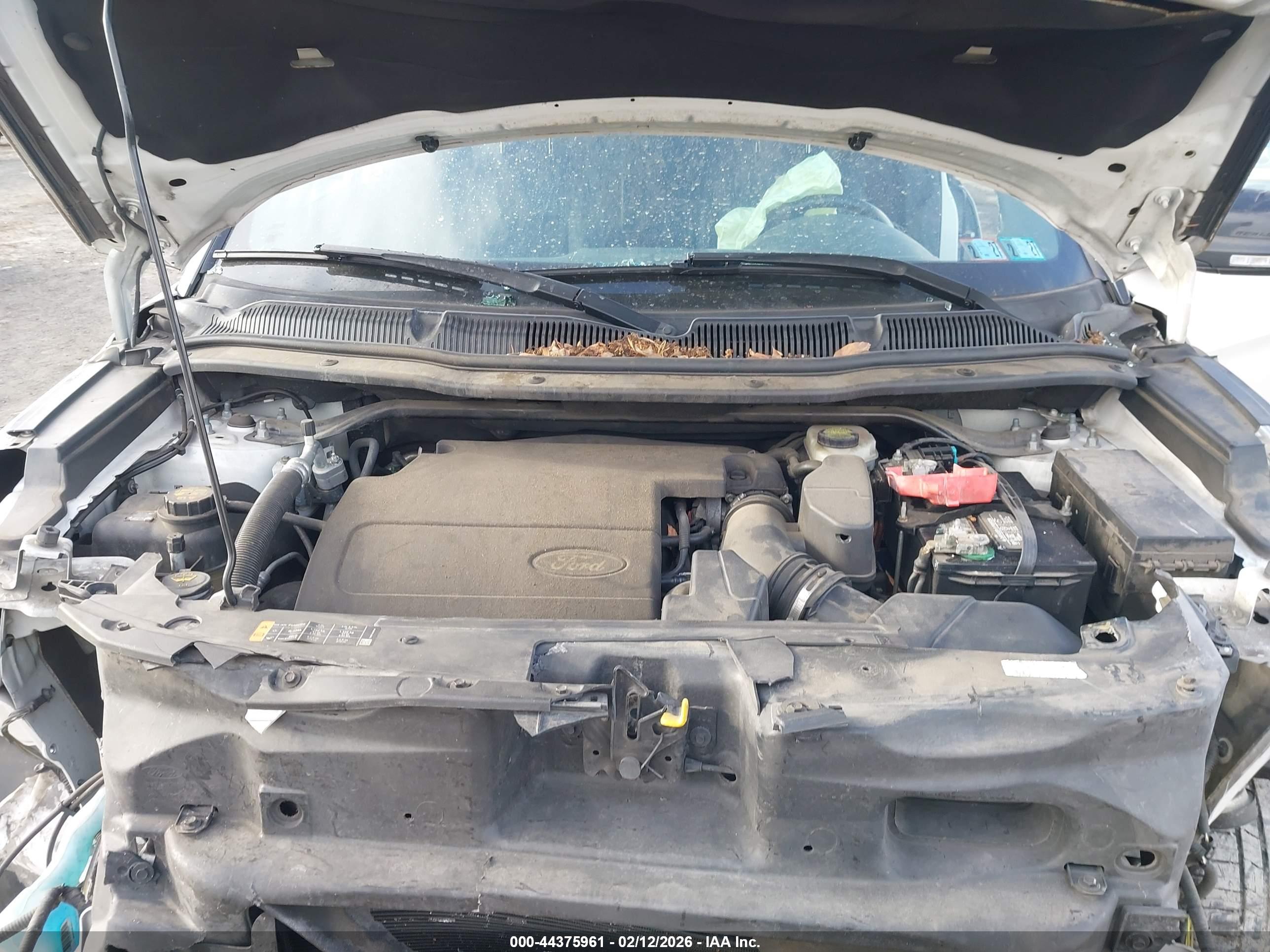 FORD EXPLORER image 10