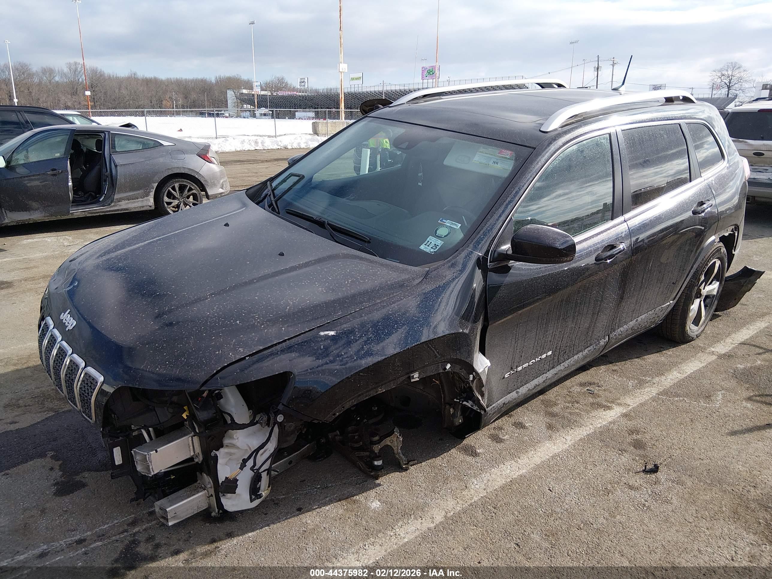JEEP CHEROKEE image 2