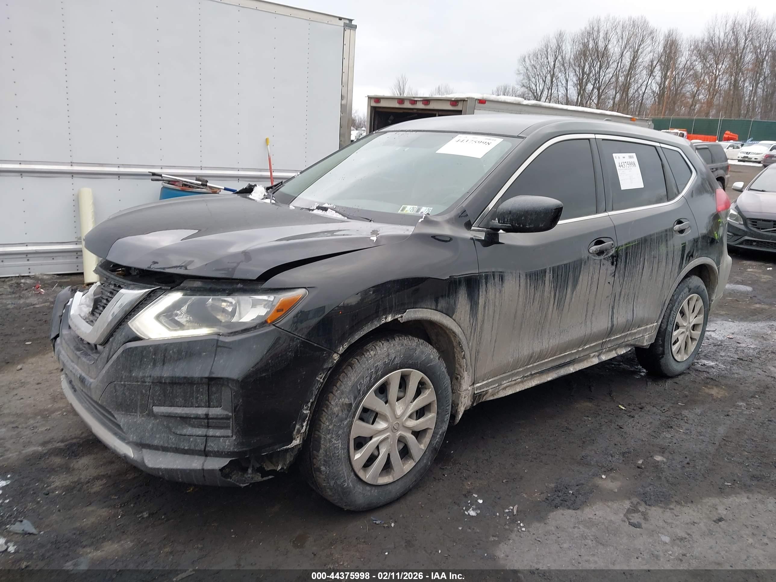 NISSAN ROGUE image 2