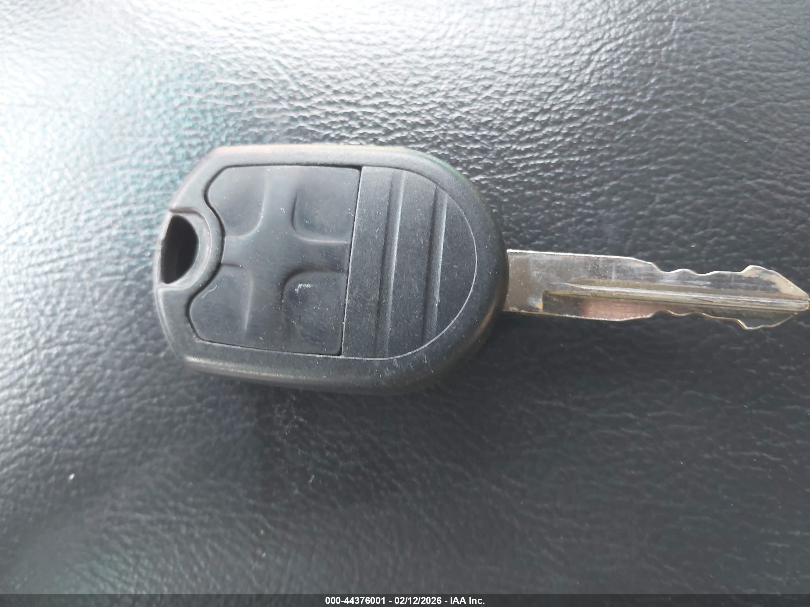 FORD EXPLORER image 11