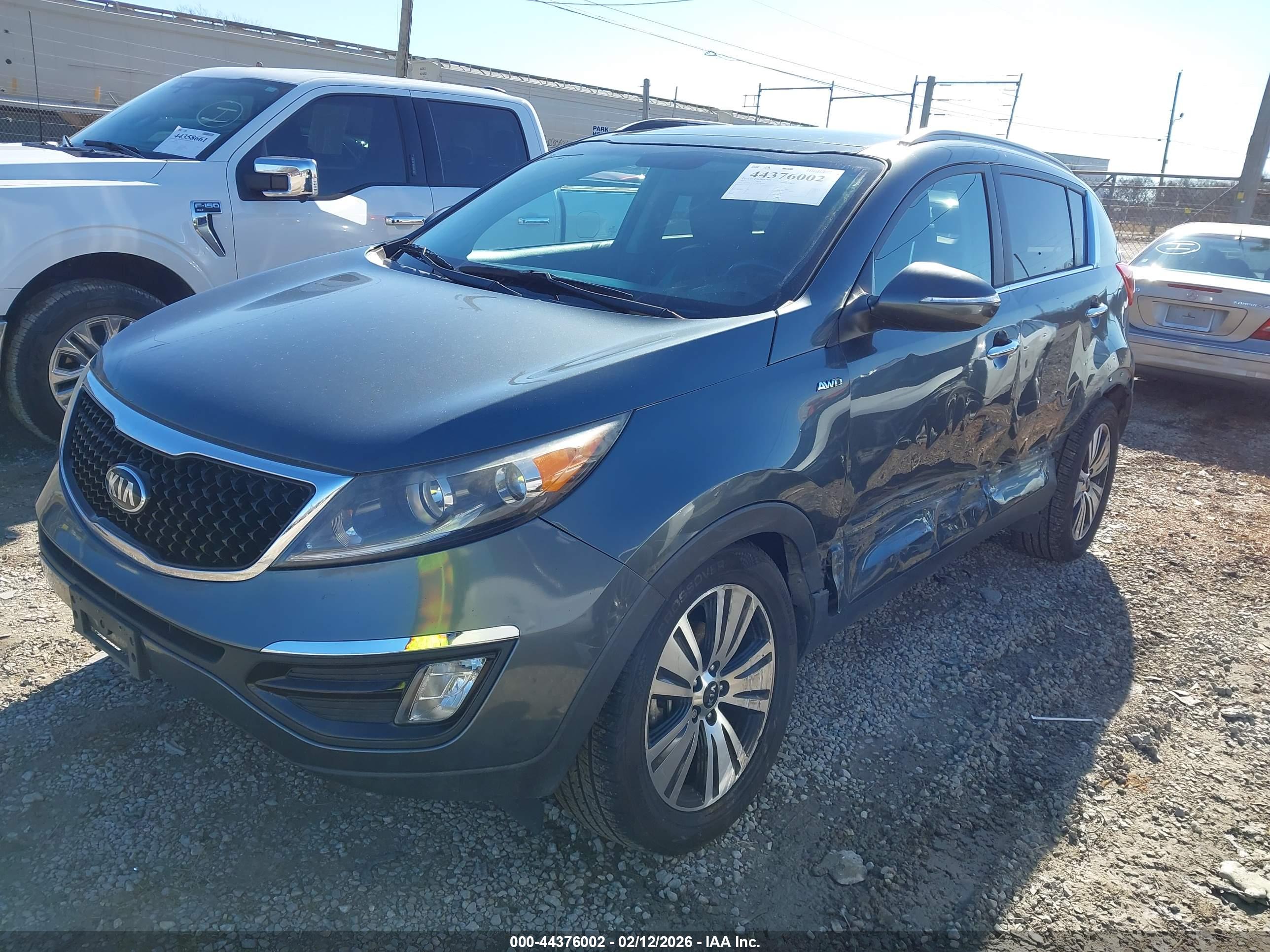 KIA SPORTAGE image 2