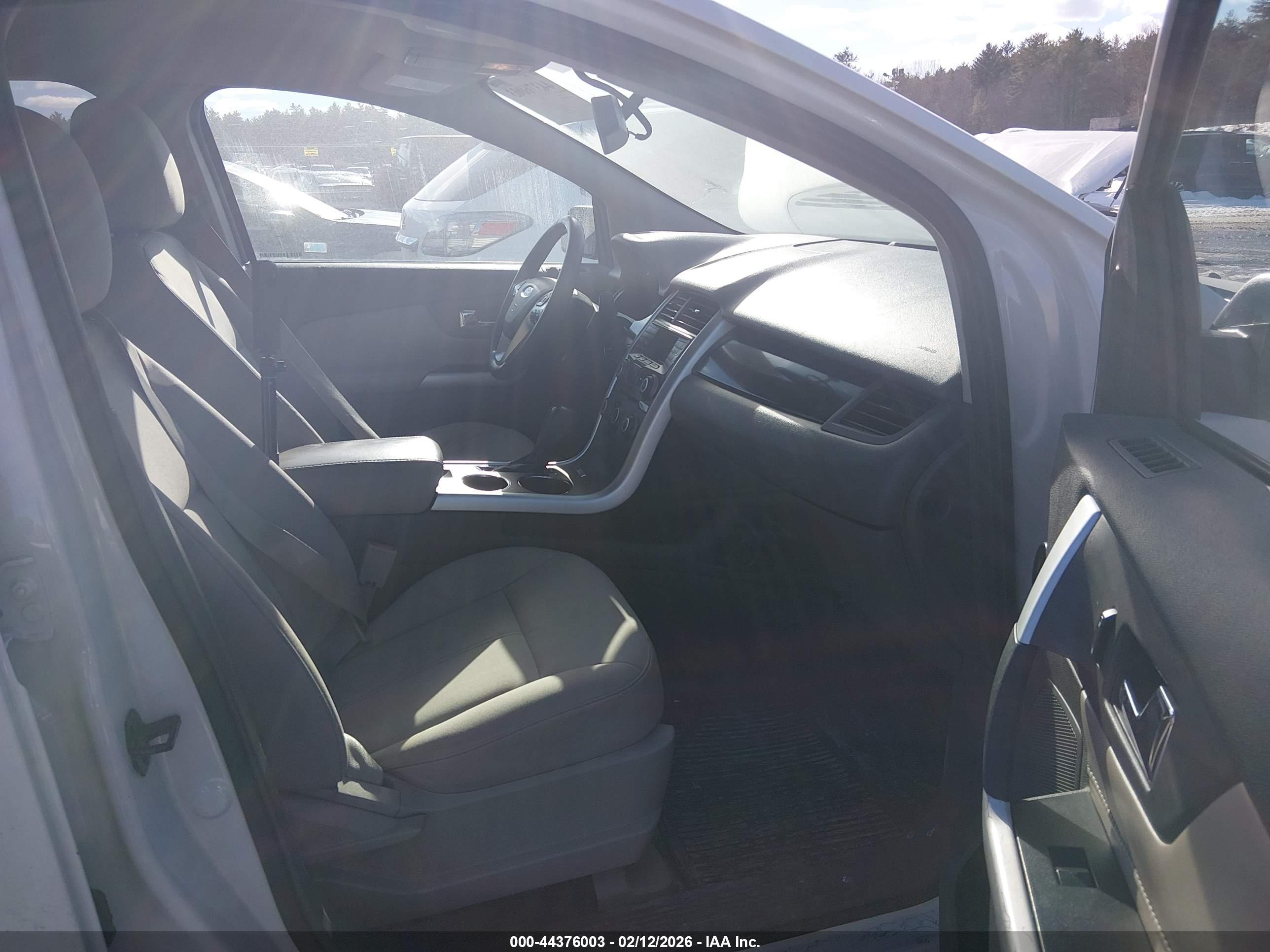 FORD EDGE image 5