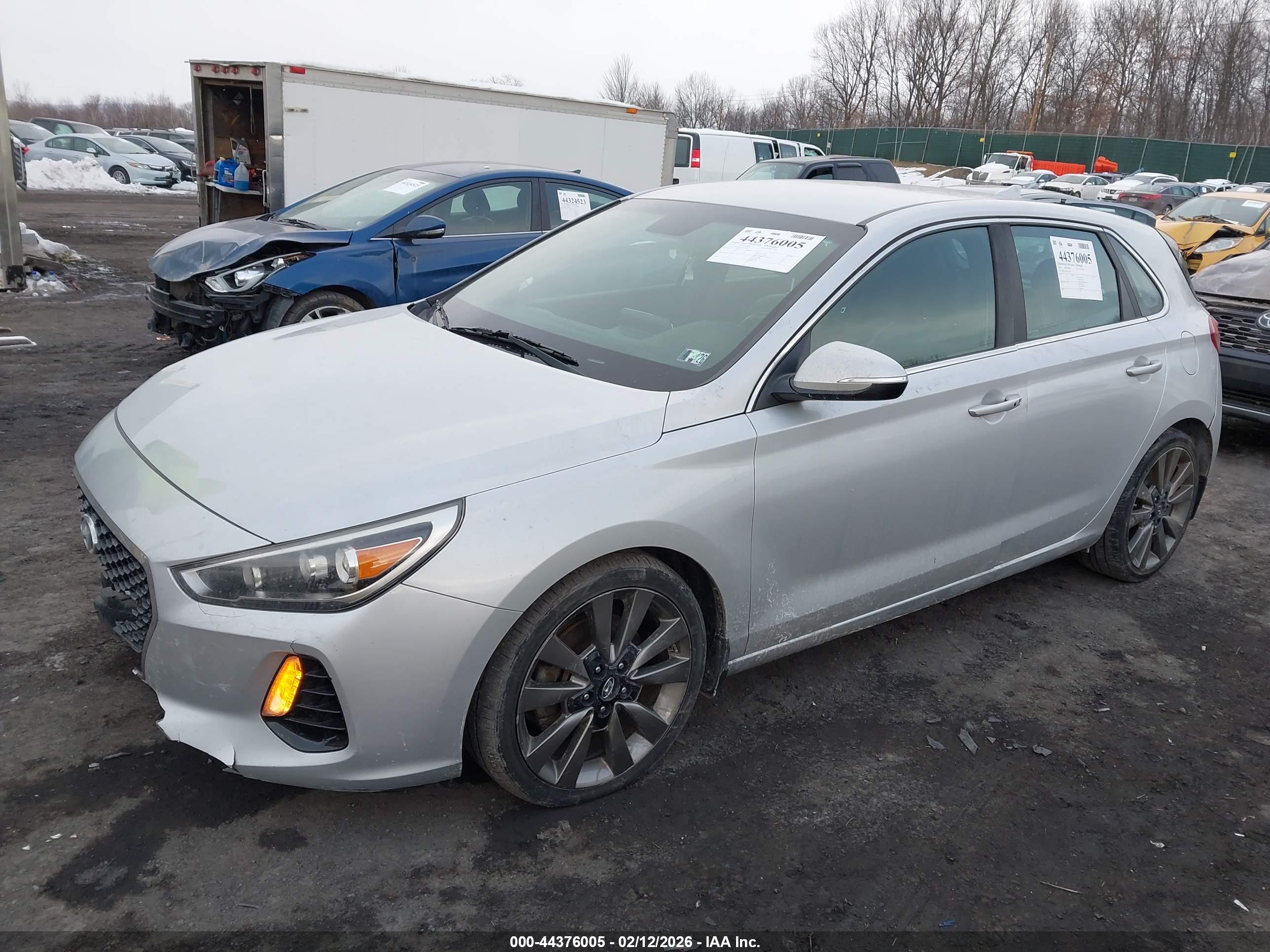 HYUNDAI ELANTRA image 2