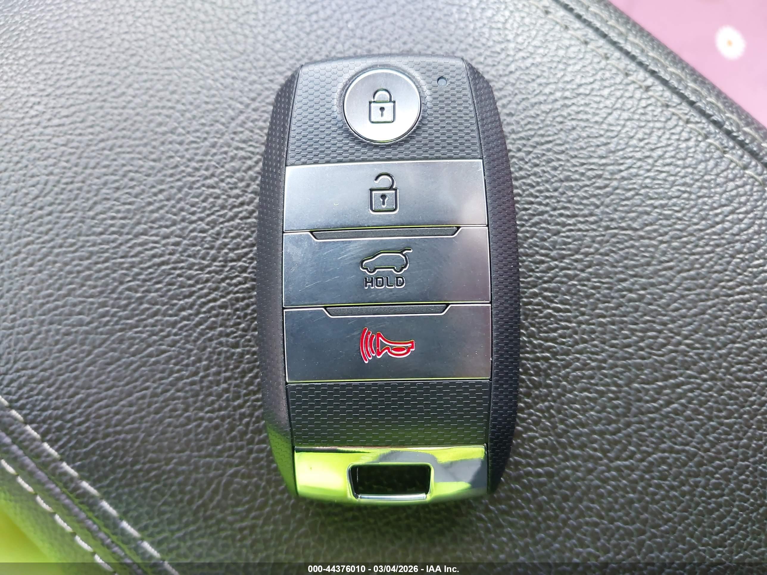KIA NIRO image 11