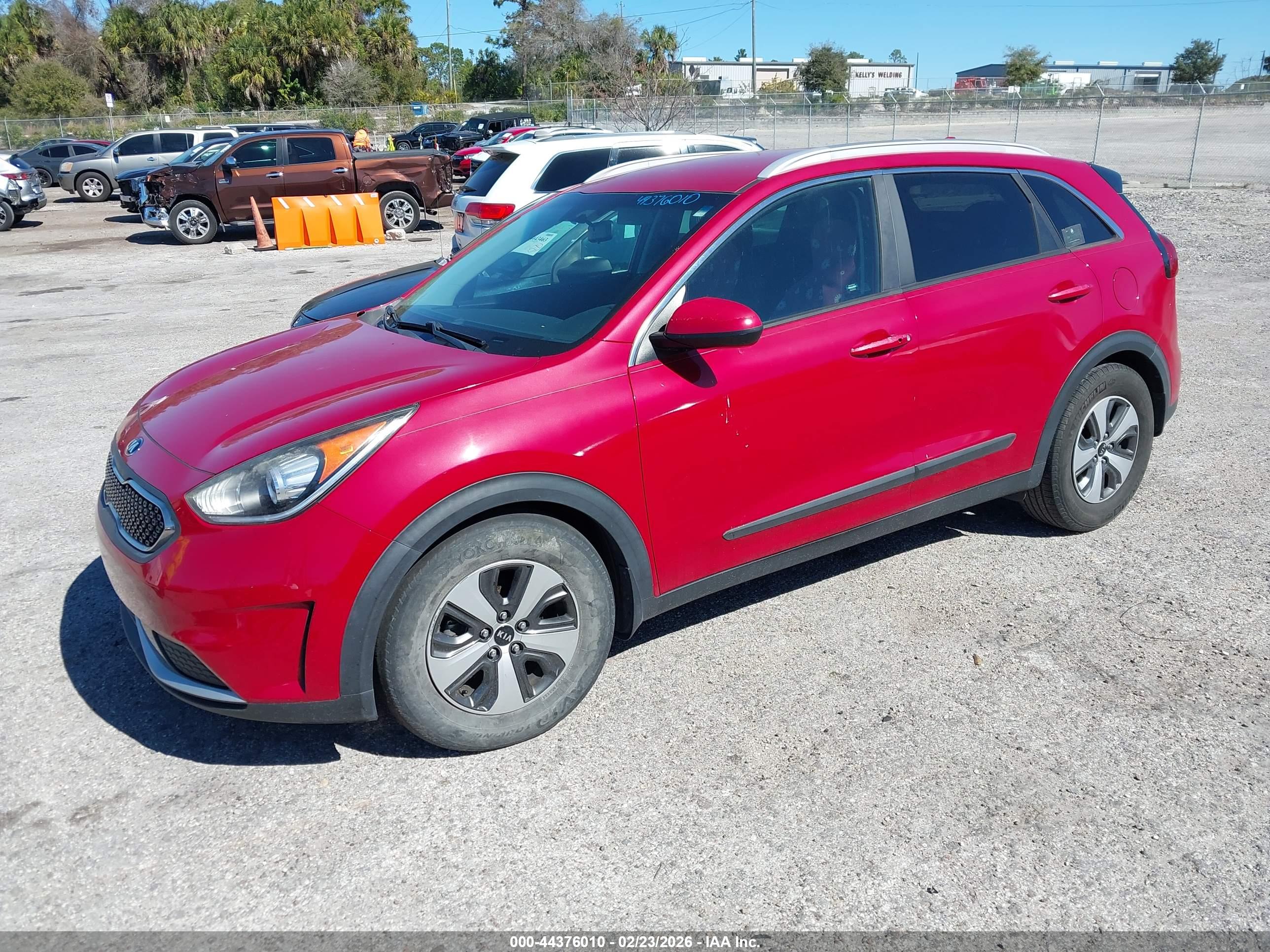 KIA NIRO image 2