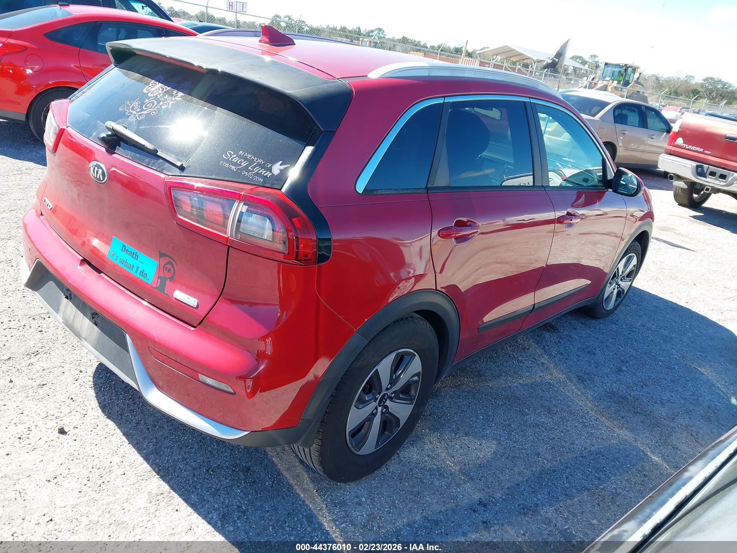 KIA NIRO image 4
